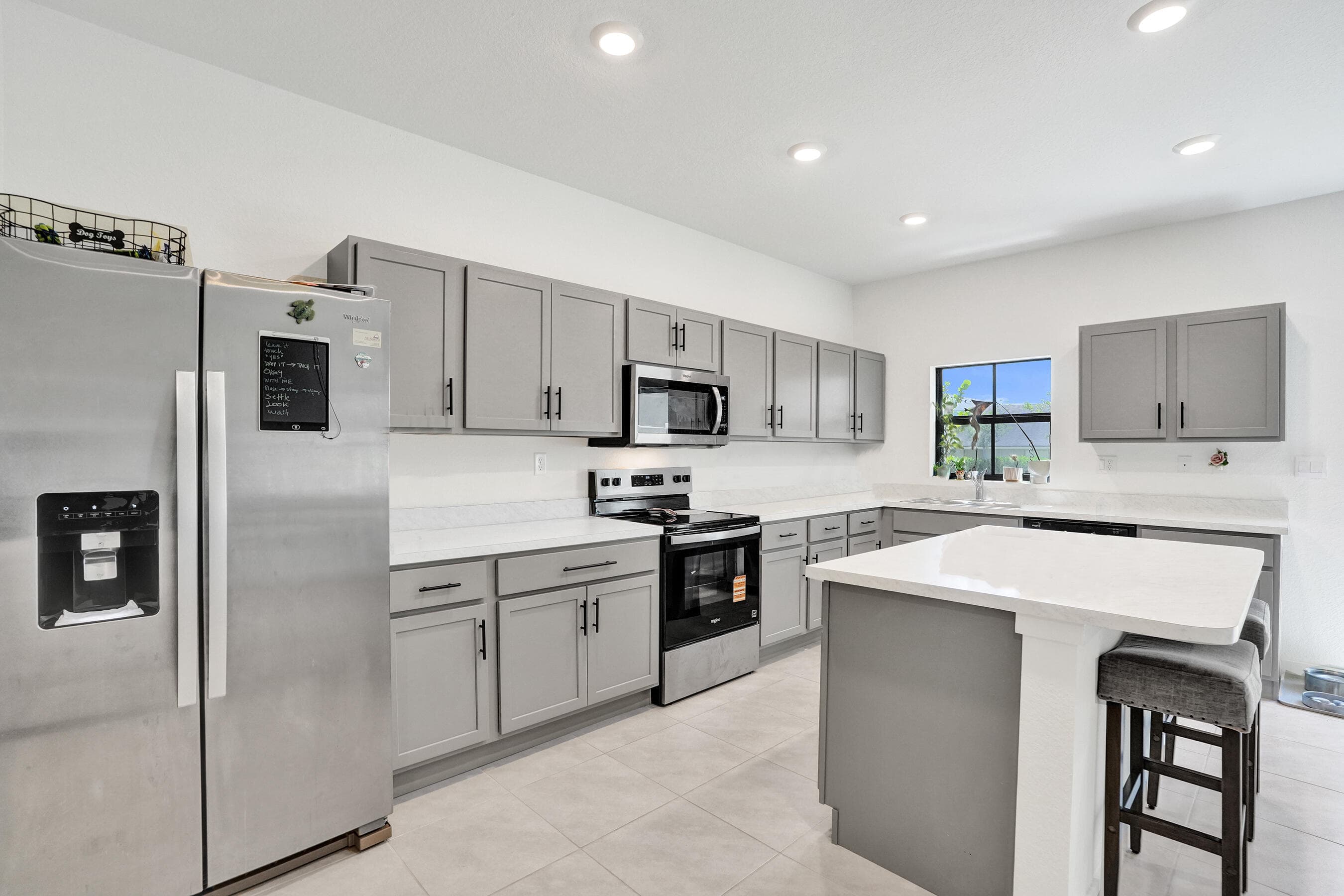 975 NW 3rd Terrace, Pompano Beach, FL 33060 — photo 9 of 36