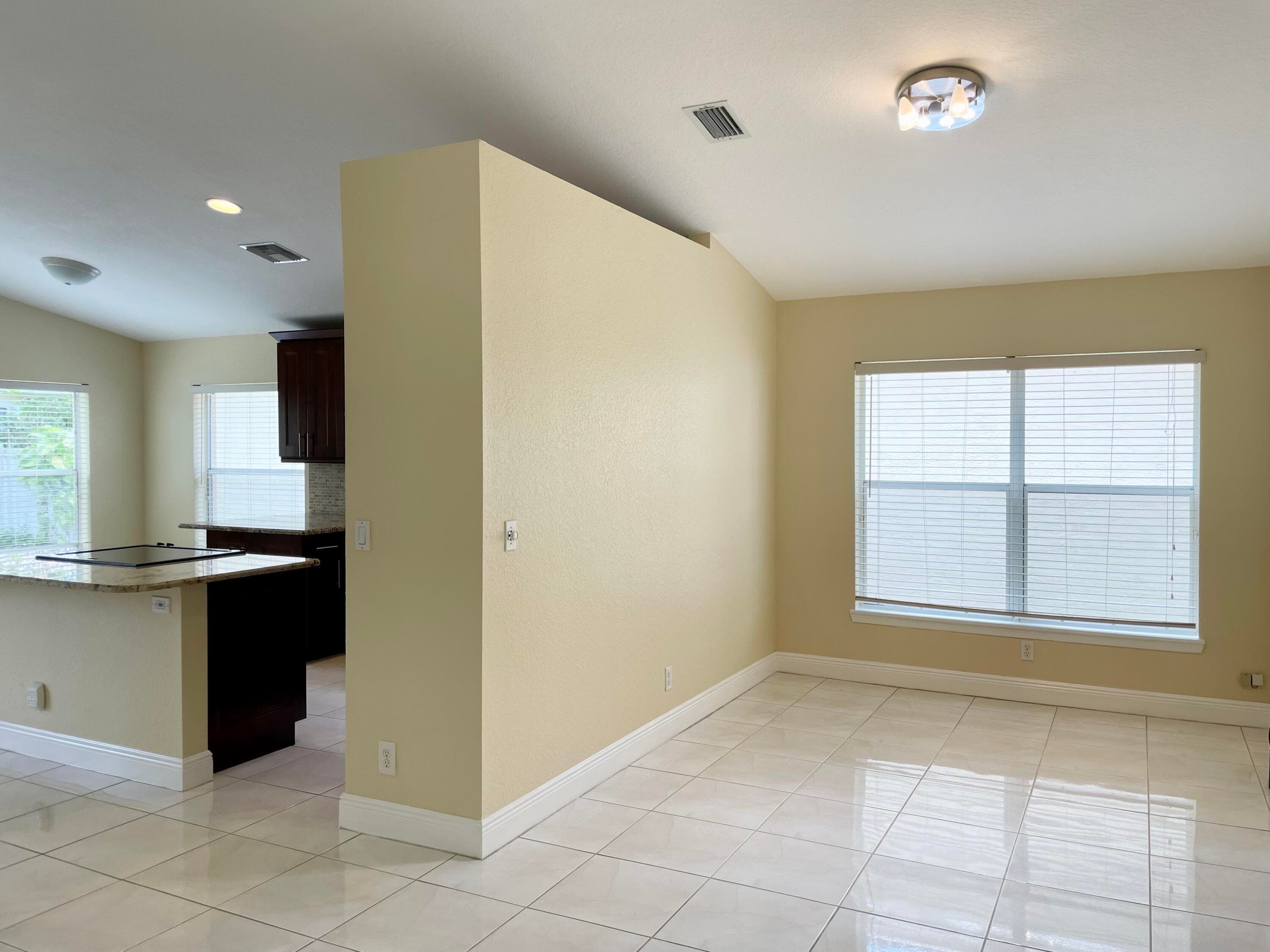 2425 Pigeon Cay, West Palm Beach, FL 33411 — photo 11 of 31