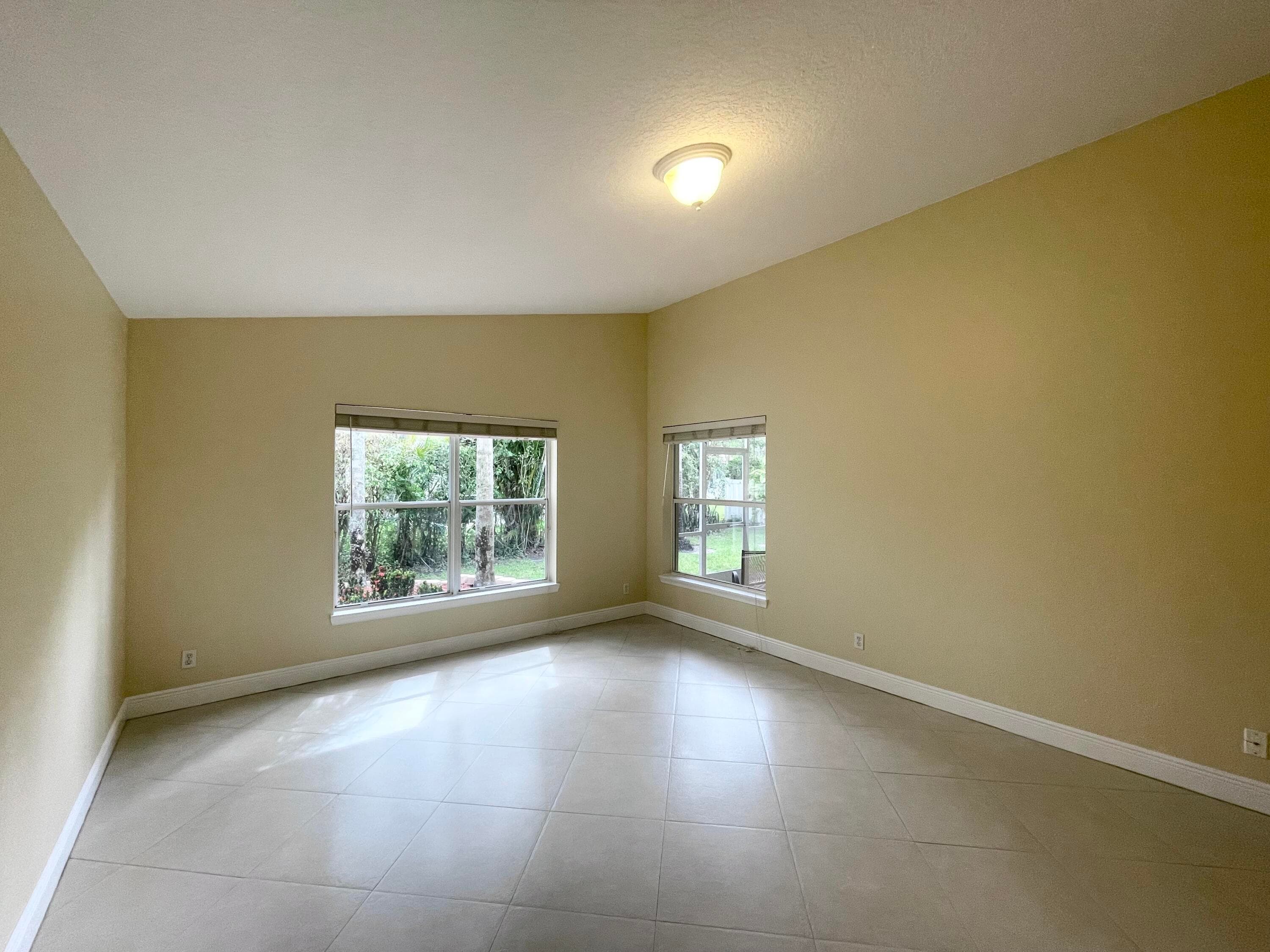 2425 Pigeon Cay, West Palm Beach, FL 33411 — photo 13 of 31