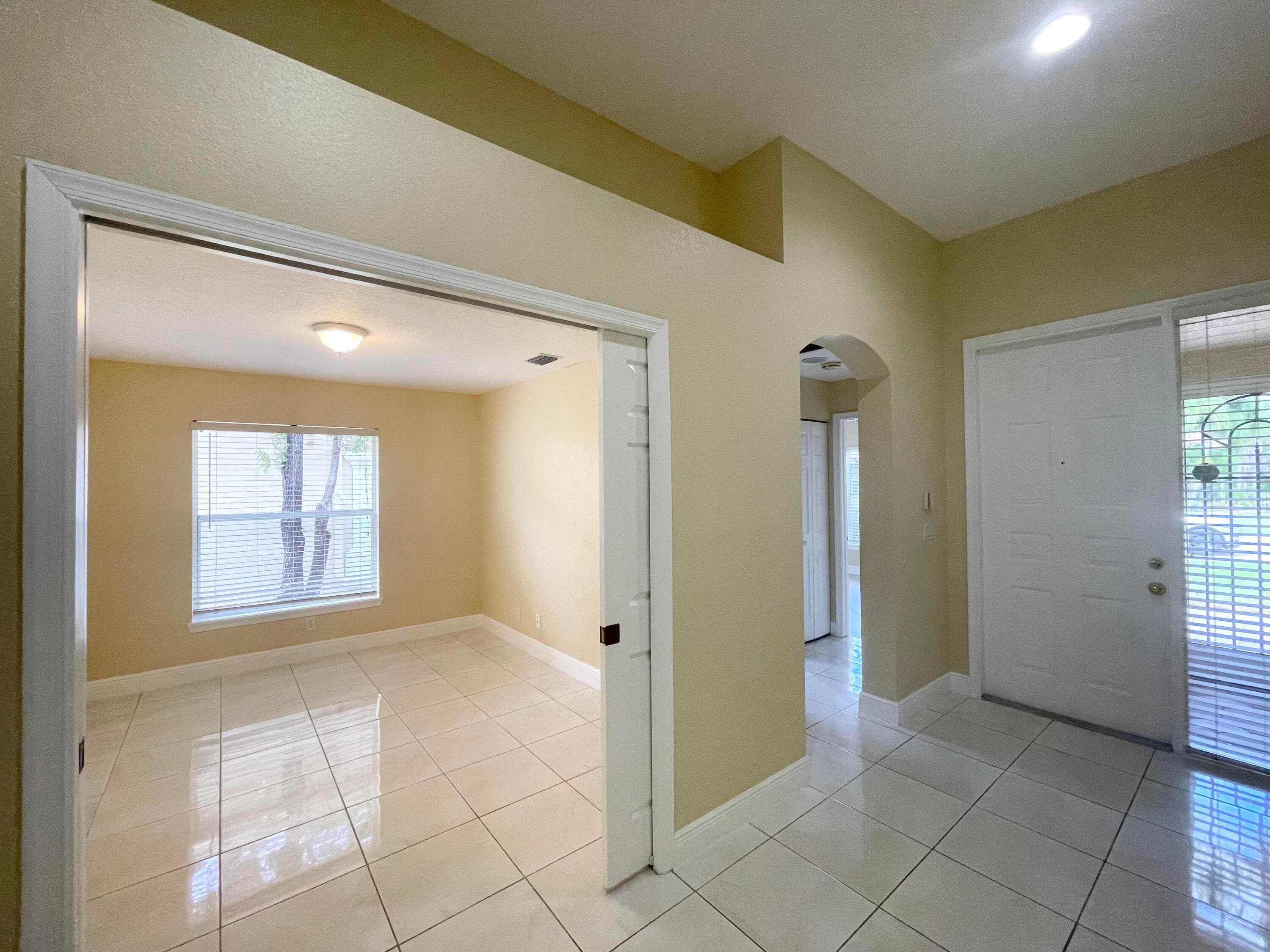 2425 Pigeon Cay, West Palm Beach, FL 33411 — photo 18 of 31