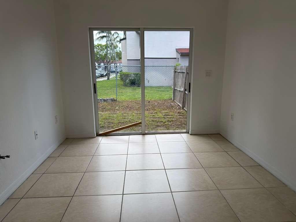 3842 SW 48th Avenue, Hollywood, FL 33023 — photo 9 of 25