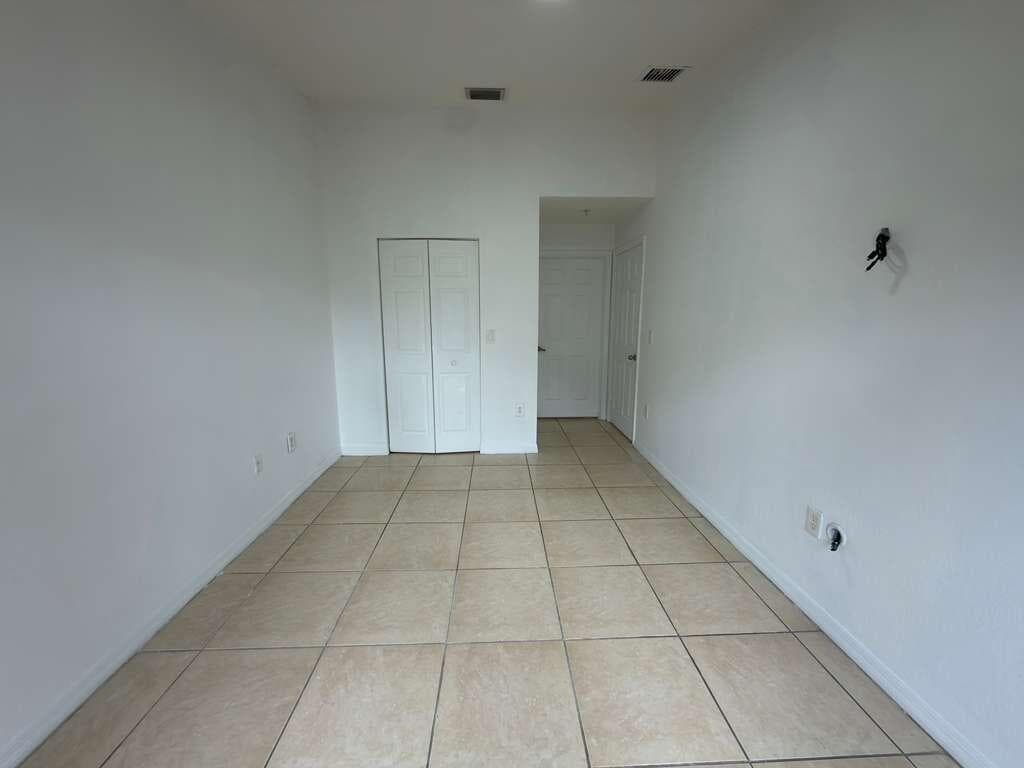3842 SW 48th Avenue, Hollywood, FL 33023 — photo 10 of 25