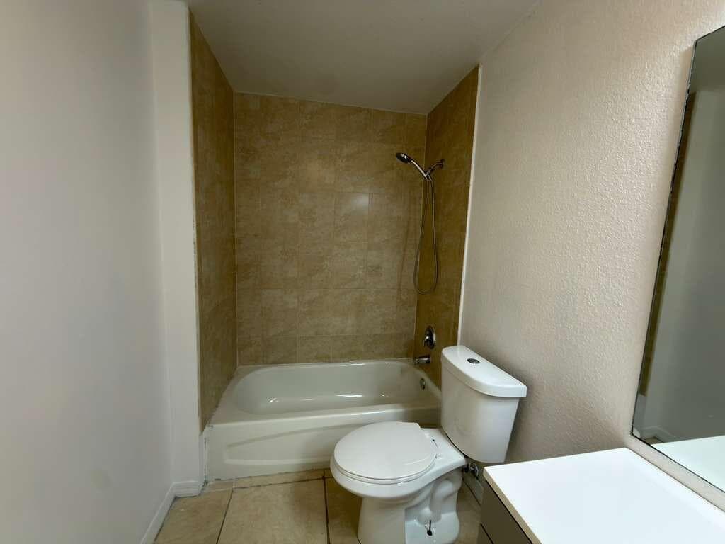 3842 SW 48th Avenue, Hollywood, FL 33023 — photo 16 of 25