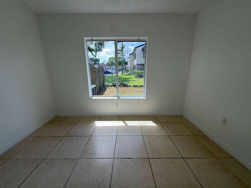 3842 SW 48th Avenue, Hollywood, FL 33023 — photo 20 of 25