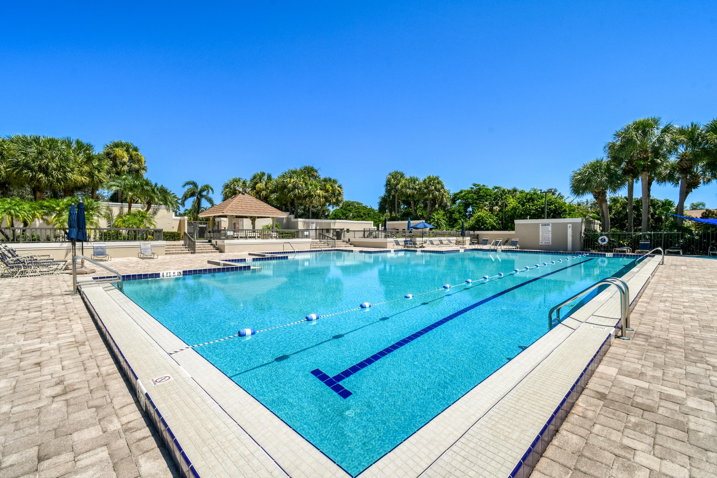 137 Harbourside Circle, Jupiter, FL 33477 — photo 33 of 40