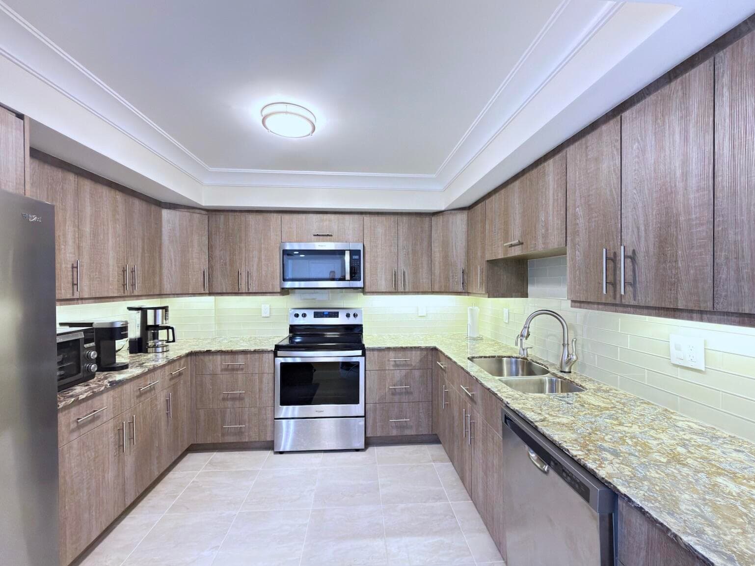 3546 S Ocean Boulevard 914, South Palm Beach, FL 33480 — photo 11 of 58