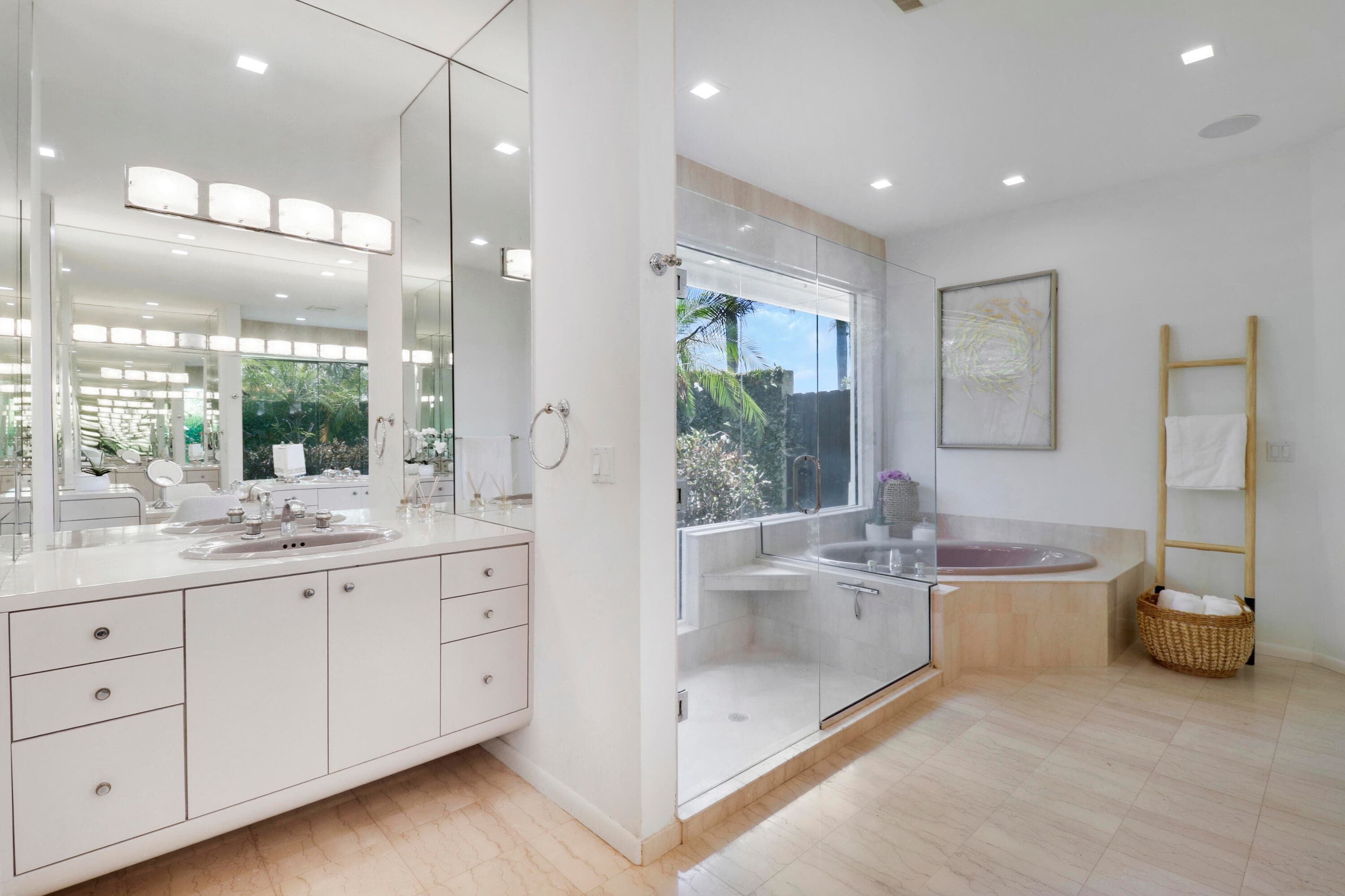 8667 Steeplechase Drive, Palm Beach Gardens, FL 33418 — photo 48 of 128