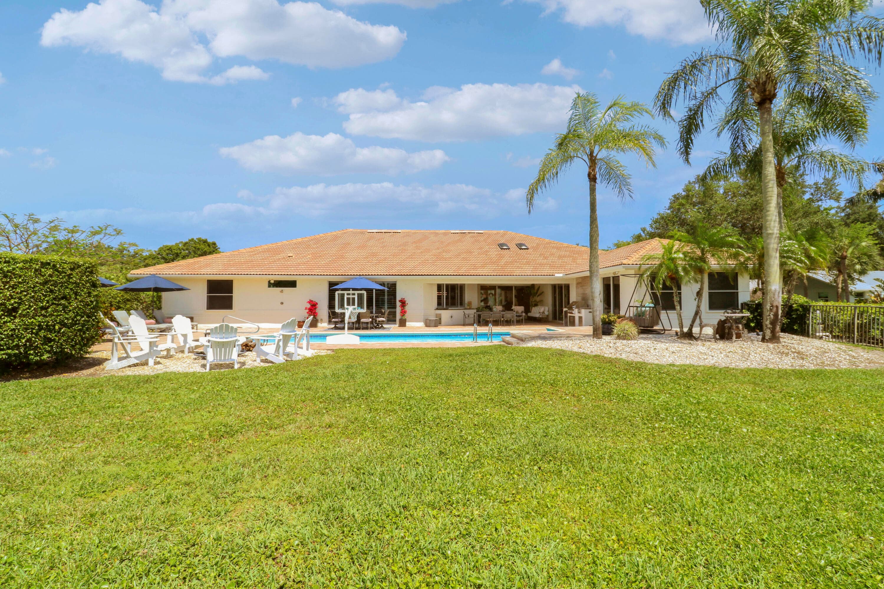 8667 Steeplechase Drive, Palm Beach Gardens, FL 33418 — photo 89 of 128