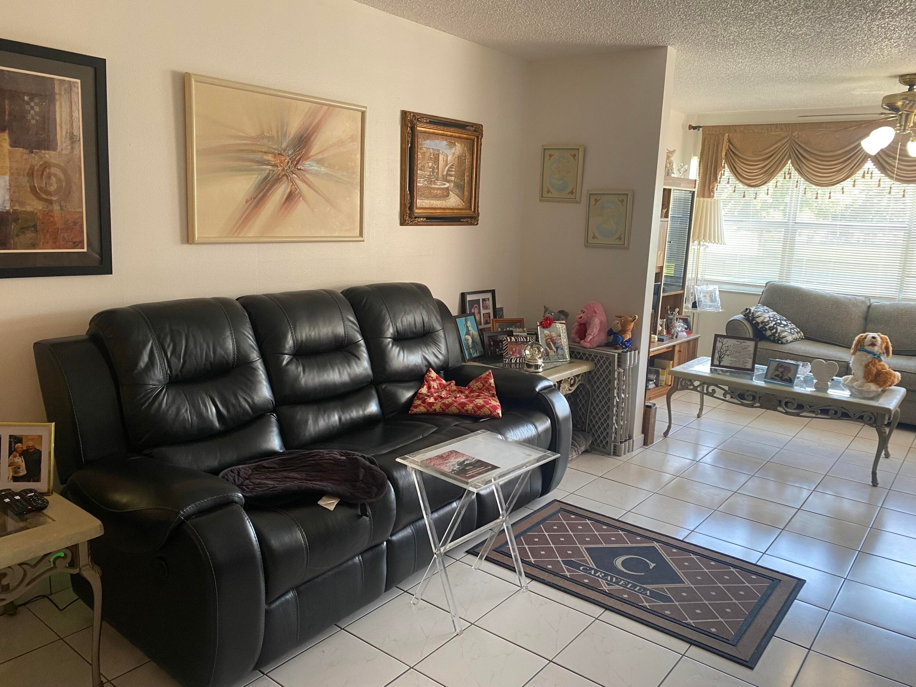 9821 Sunrise Lakes Boulevard 210, Sunrise, FL 33322 — photo 4 of 13