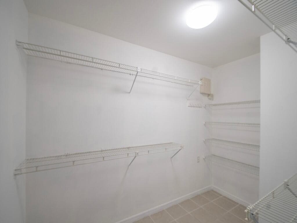 1070 47th Avenue SW, Vero Beach, FL 32968 — photo 13 of 51