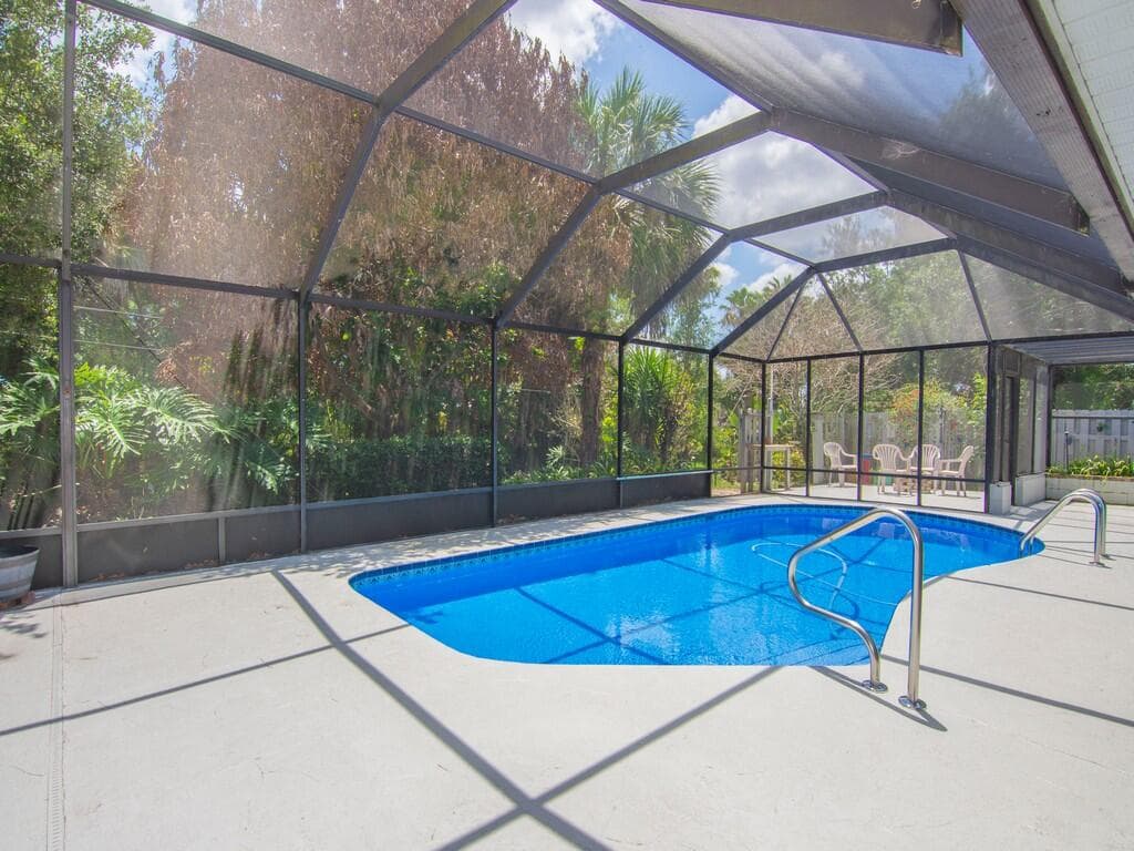 1070 47th Avenue SW, Vero Beach, FL 32968 — photo 30 of 51