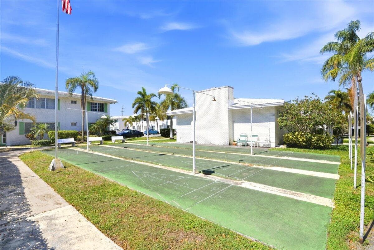 6261 NE 19th Avenue 1229, Fort Lauderdale, FL 33308 — photo 29 of 44