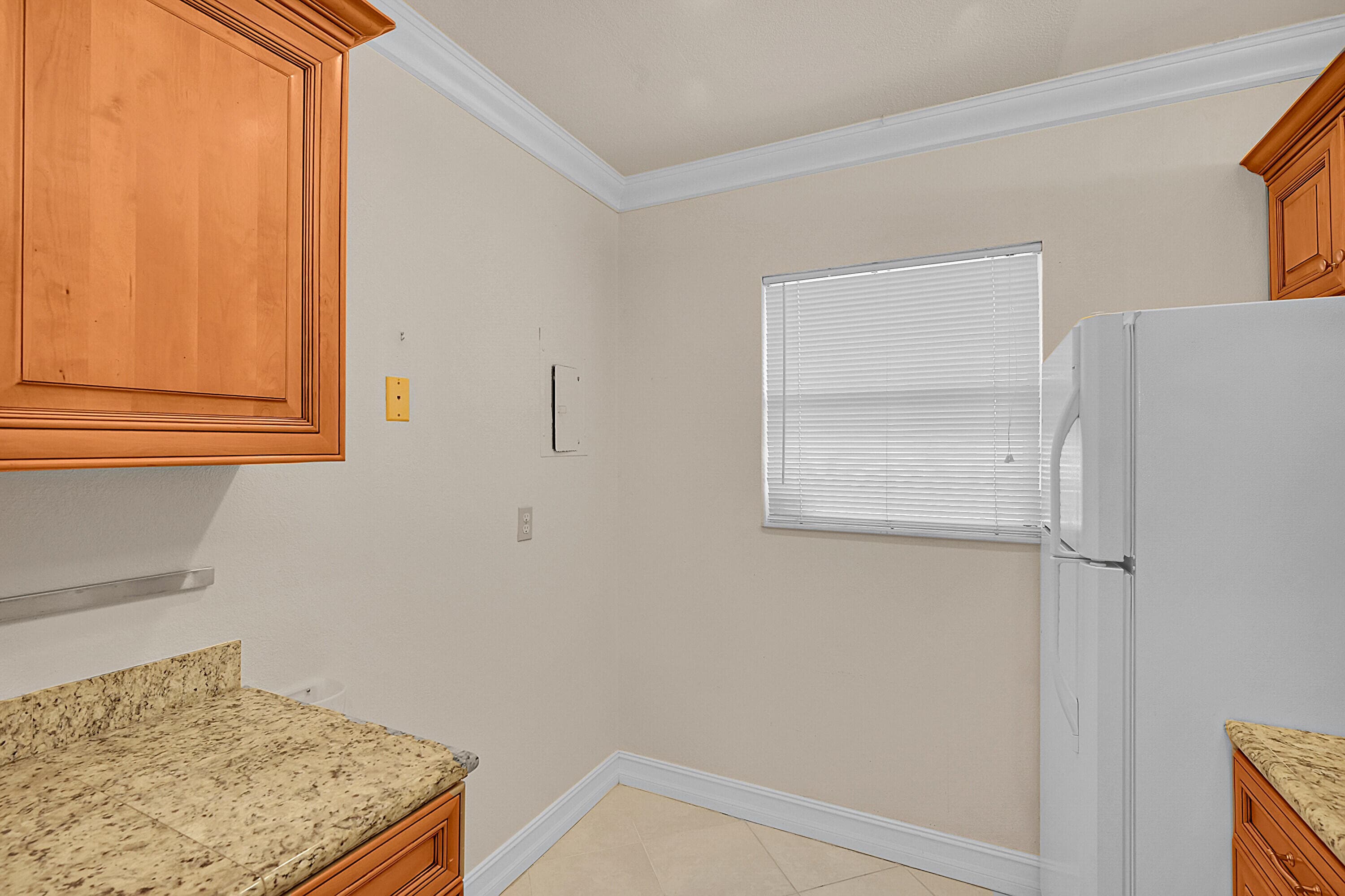 2340 SW 22nd Avenue 306, Delray Beach, FL 33445 — photo 6 of 33