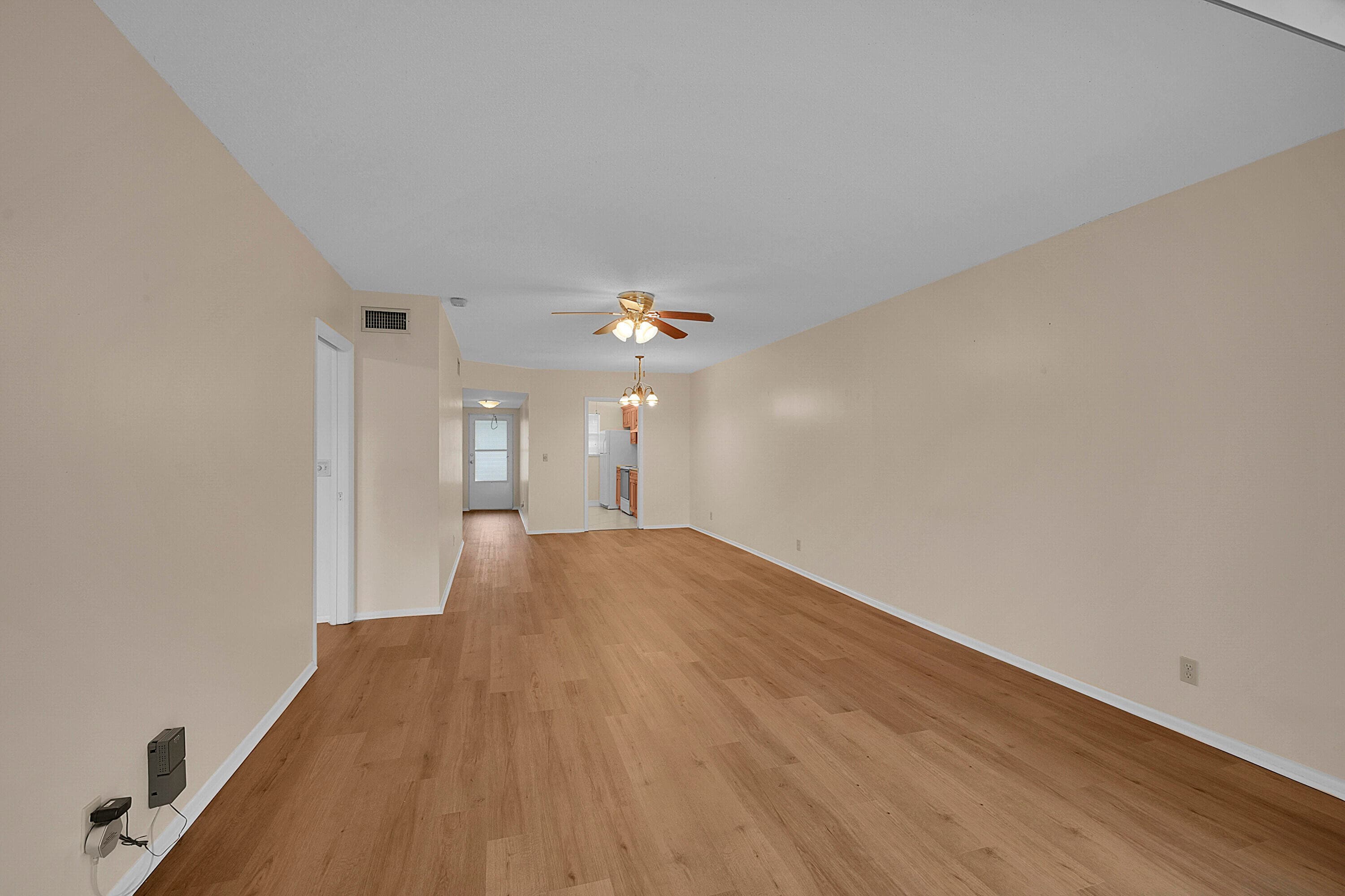 2340 SW 22nd Avenue 306, Delray Beach, FL 33445 — photo 13 of 33