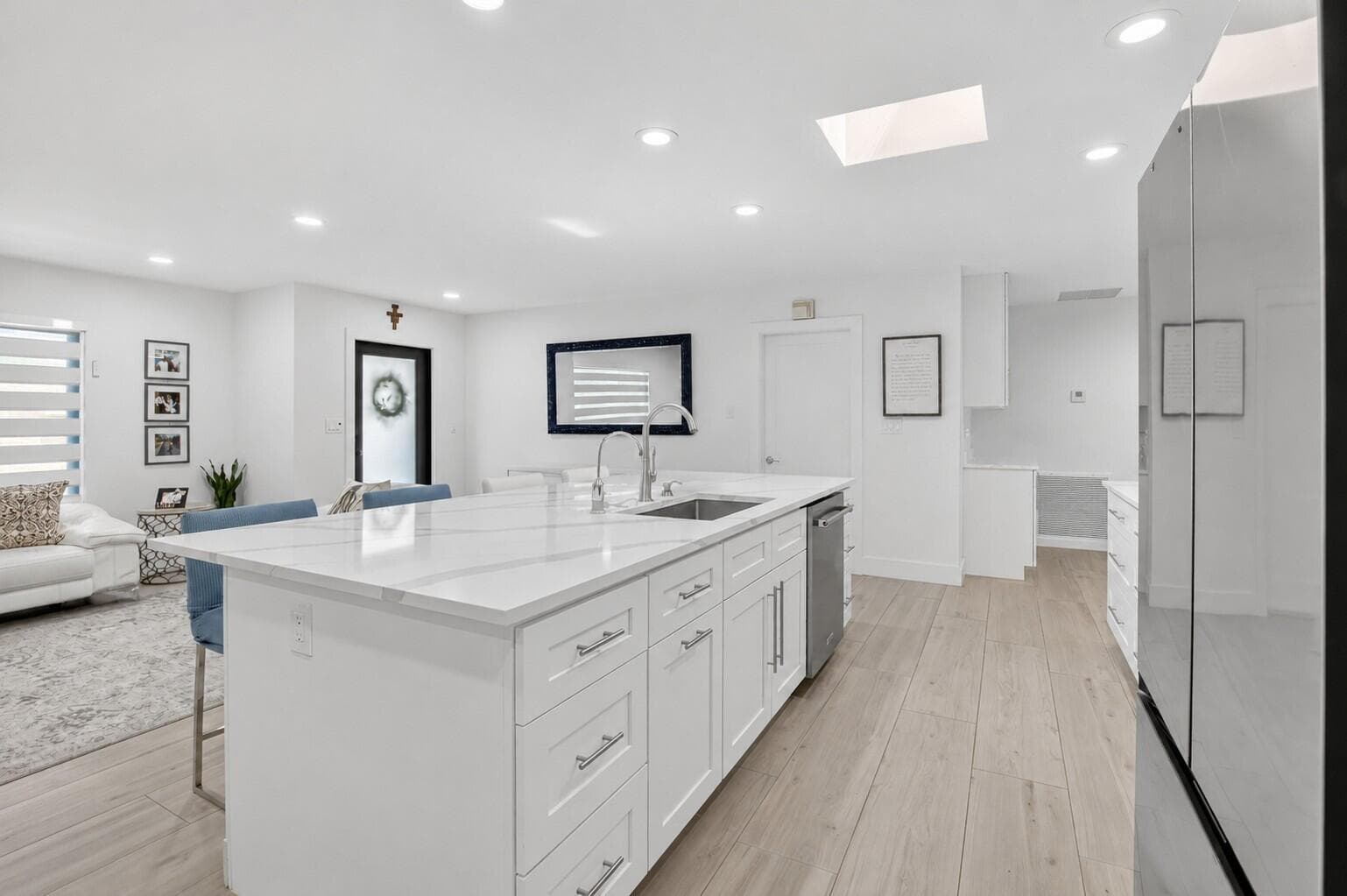 658 NW 7th Avenue, Boca Raton, FL 33486 — photo 5 of 37