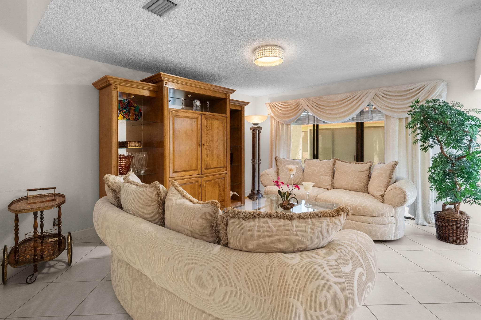 3404 Emerald Oaks Drive 803, Hollywood, FL 33021 — photo 11 of 57