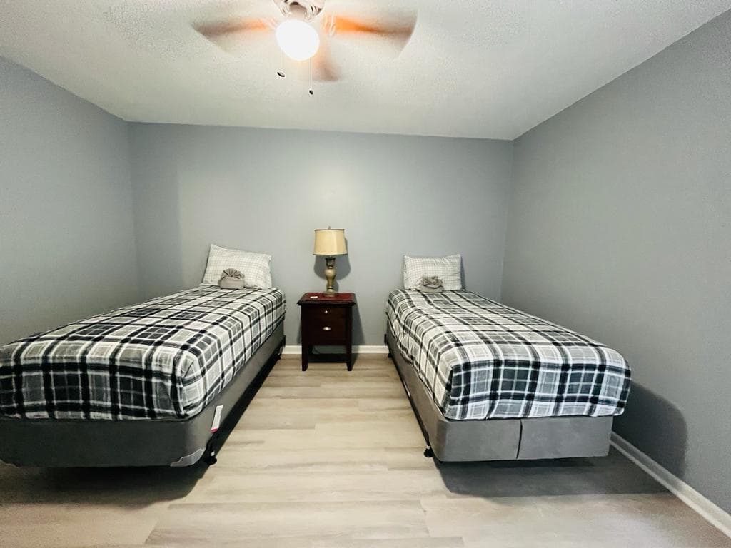 11 Golfs Edge E E, West Palm Beach, FL 33417 — photo 10 of 33