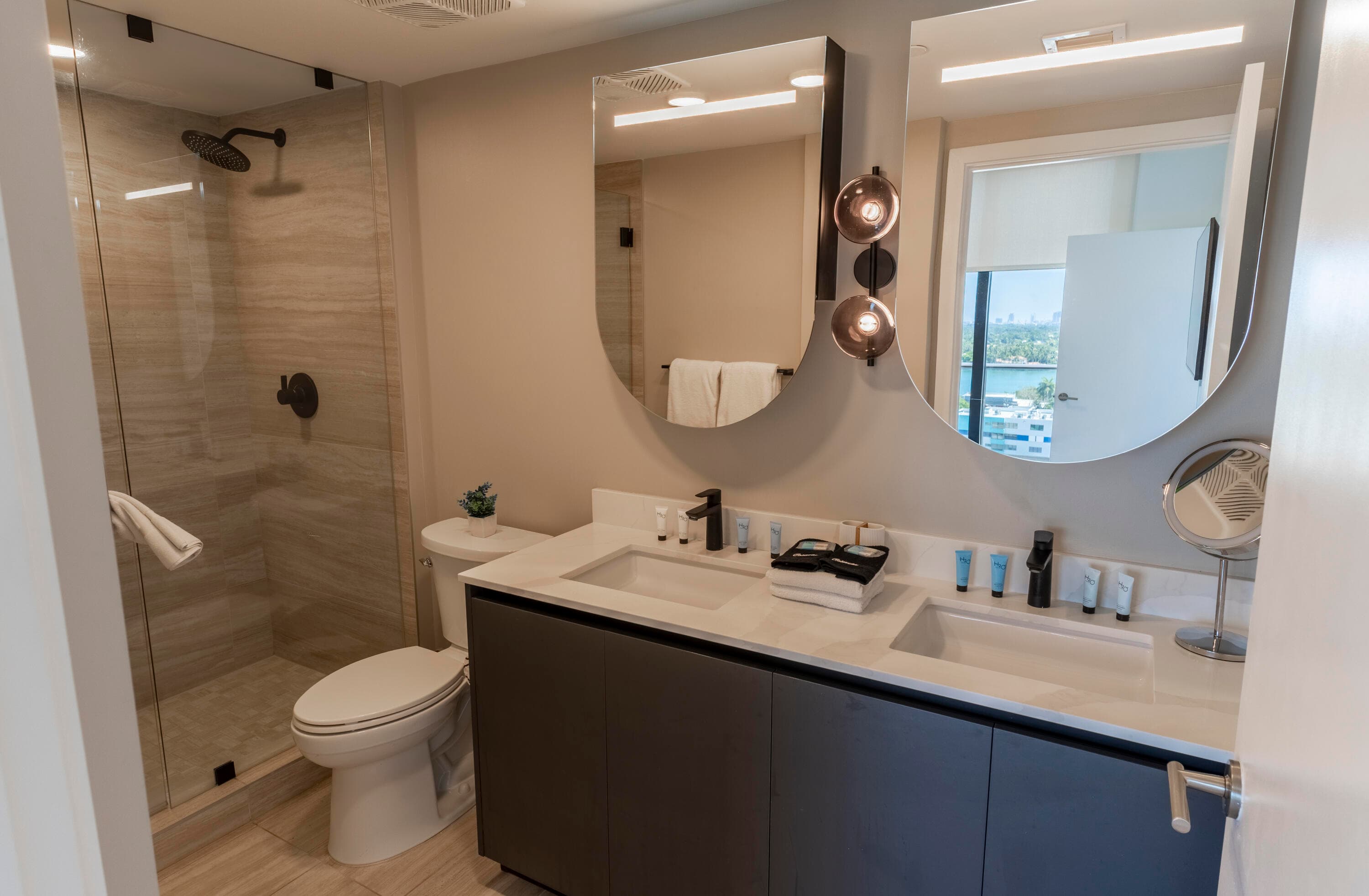 580 72nd Street 1102, Miami Beach, FL 33141 — photo 11 of 23