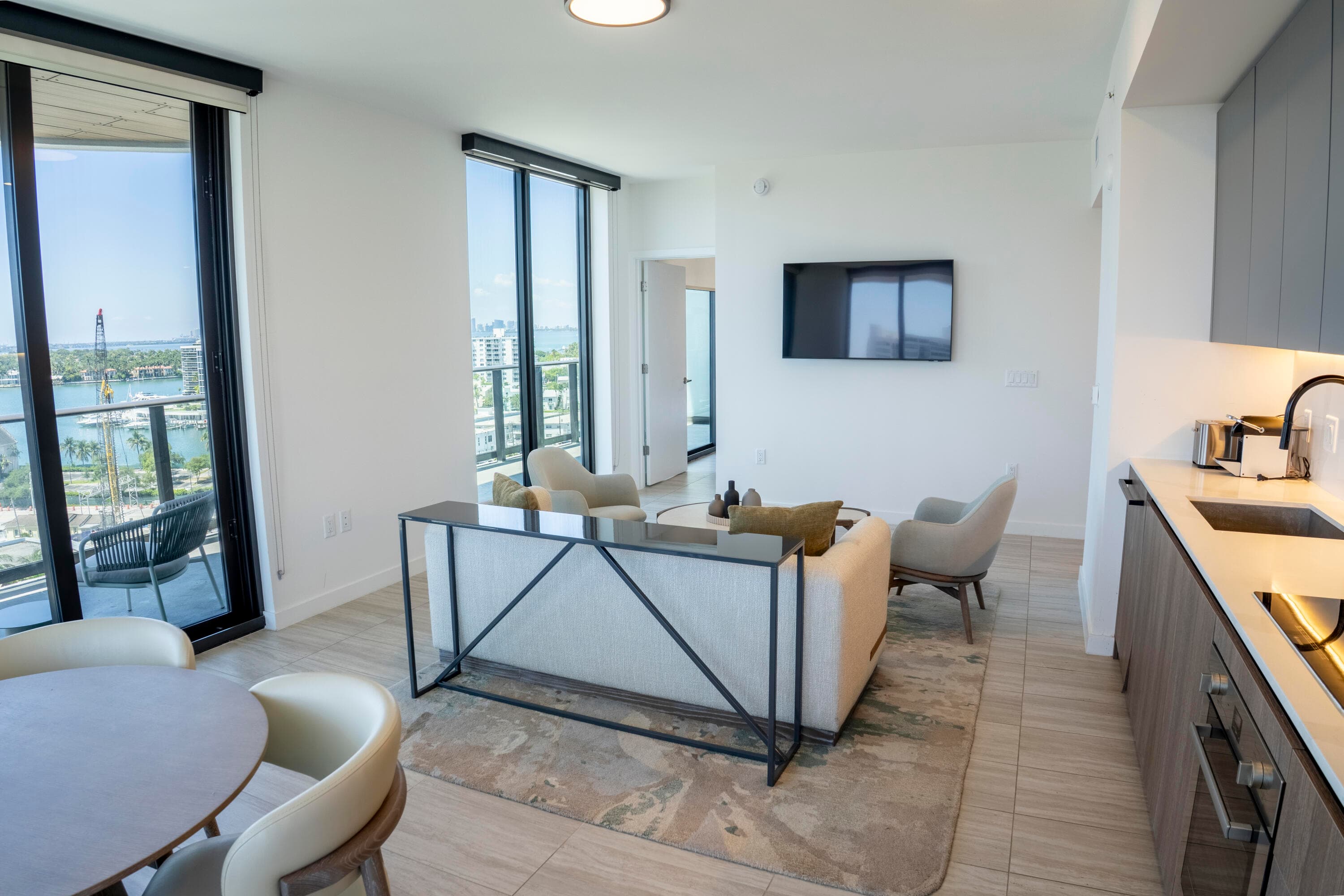 580 72nd Street 1102, Miami Beach, FL 33141 — photo 7 of 23