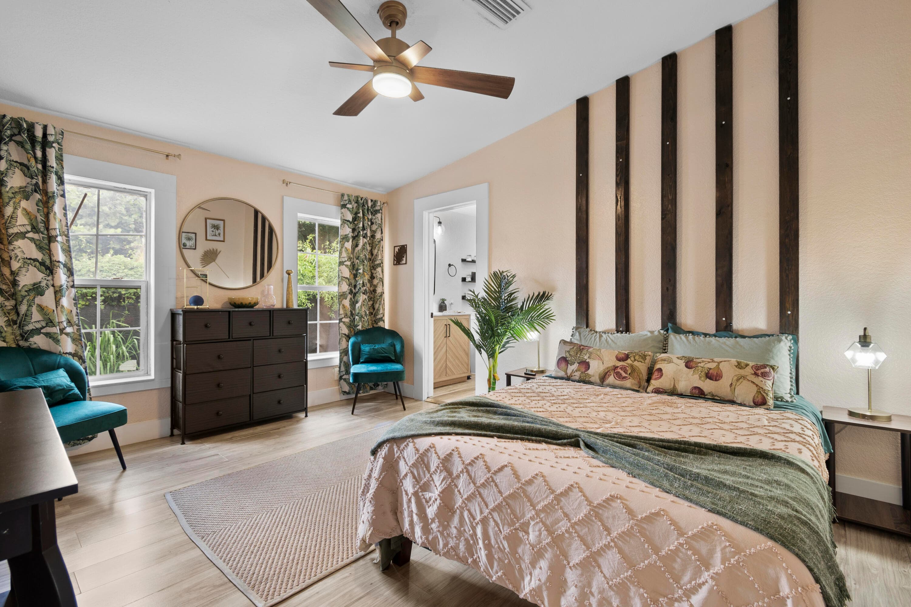807 Grant Street, West Palm Beach, FL 33407 — photo 10 of 21