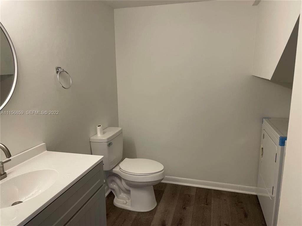 4648 Suburban Pines Drive 4648, Lake Worth, FL 33463 — photo 5 of 8