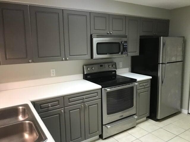 3023 Alcazar Place 202, Palm Beach Gardens, FL 33410 — photo 1 of 12