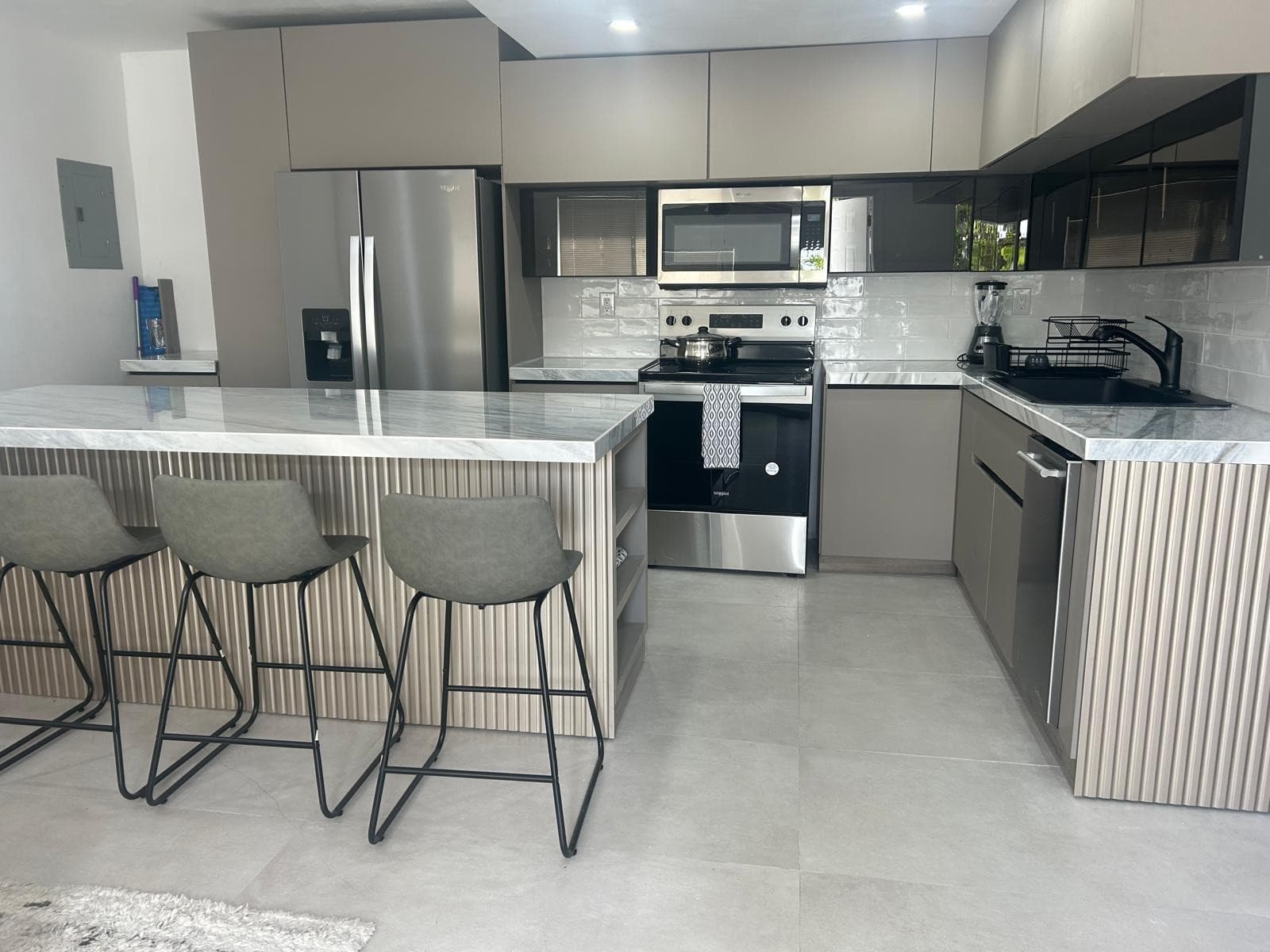 217 SW 15th Street, Fort Lauderdale, FL 33315 — photo 7 of 20