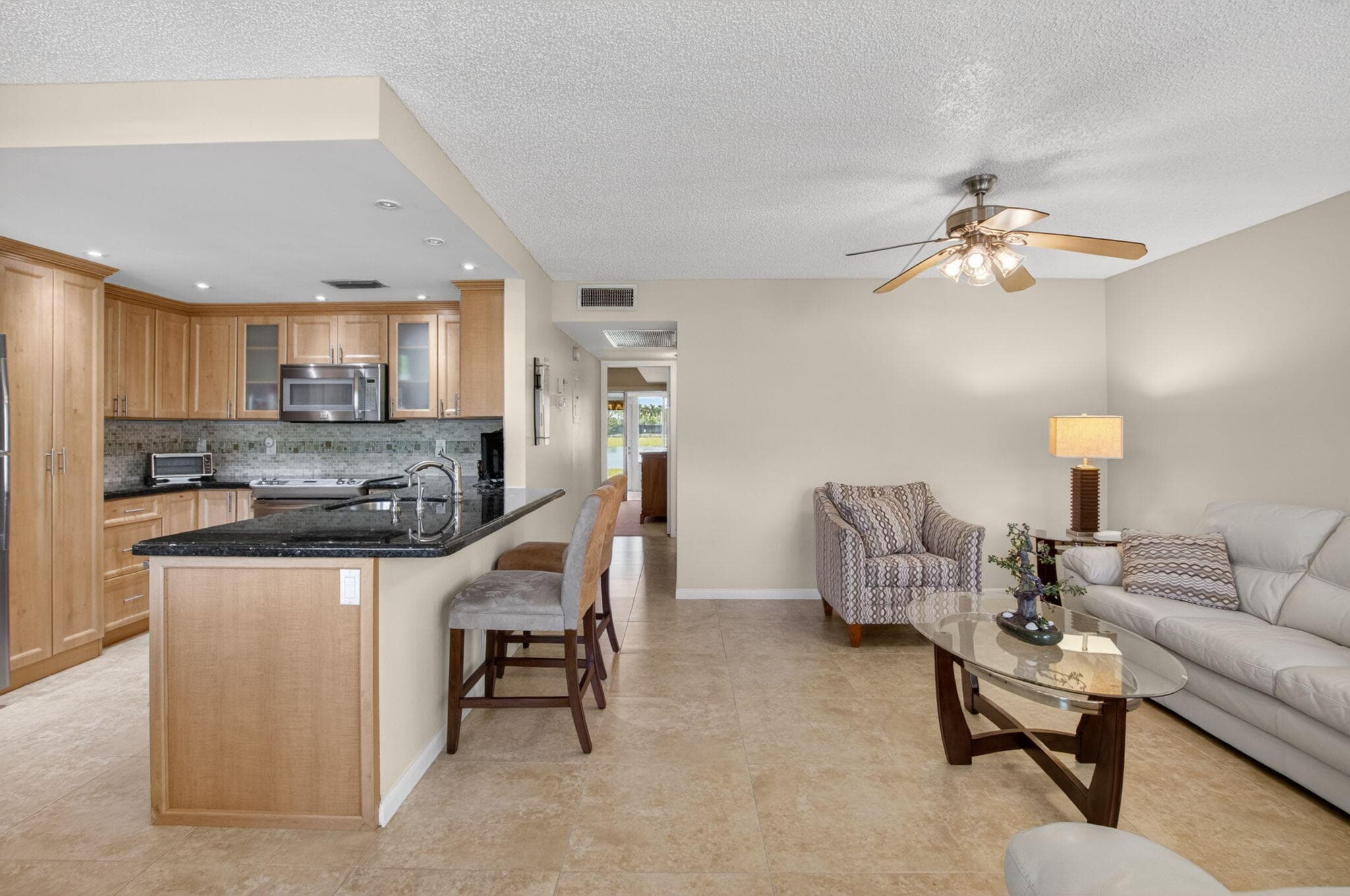 1027 Yarmouth Drive B, Boca Raton, FL 33434 — photo 13 of 102