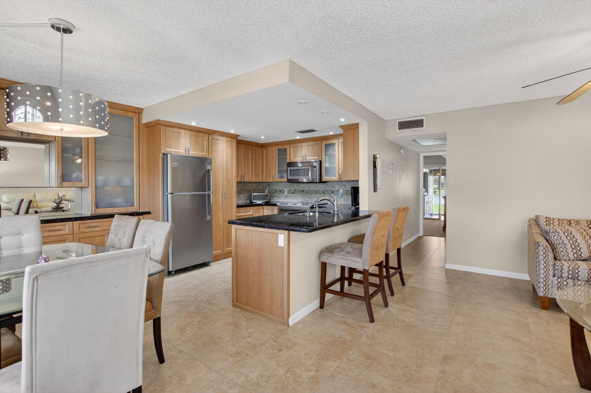 1027 Yarmouth Drive B, Boca Raton, FL 33434 — photo 11 of 102