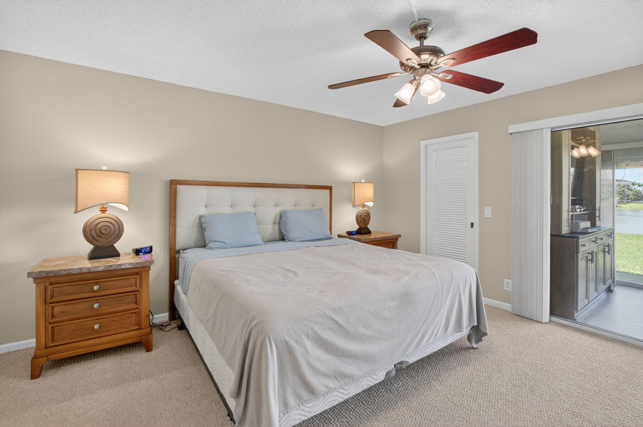 1027 Yarmouth Drive B, Boca Raton, FL 33434 — photo 16 of 102