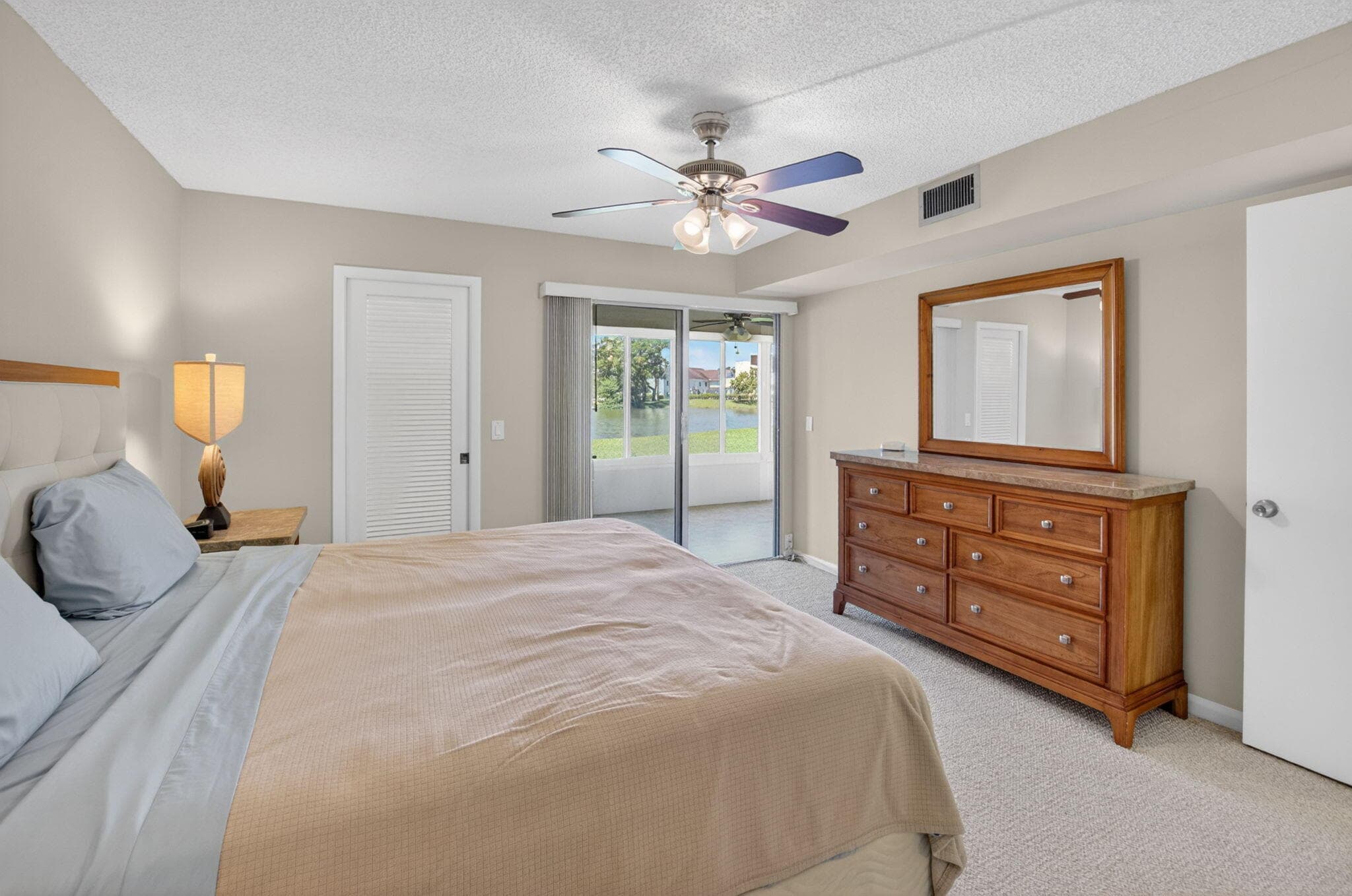 1027 Yarmouth Drive B, Boca Raton, FL 33434 — photo 17 of 102