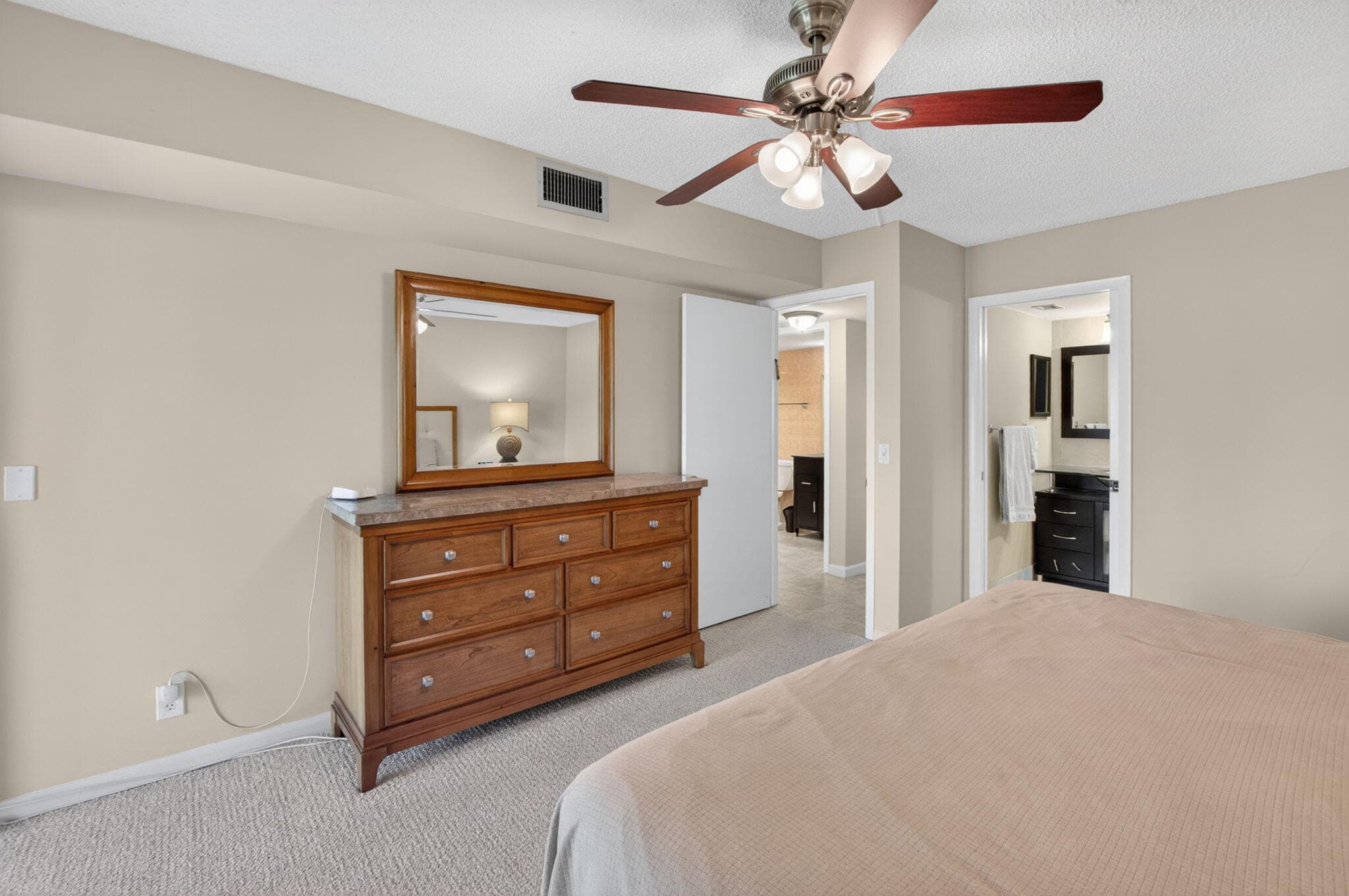 1027 Yarmouth Drive B, Boca Raton, FL 33434 — photo 18 of 102