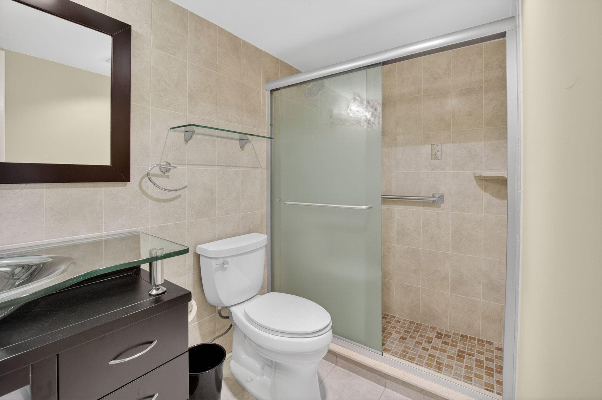 1027 Yarmouth Drive B, Boca Raton, FL 33434 — photo 21 of 102