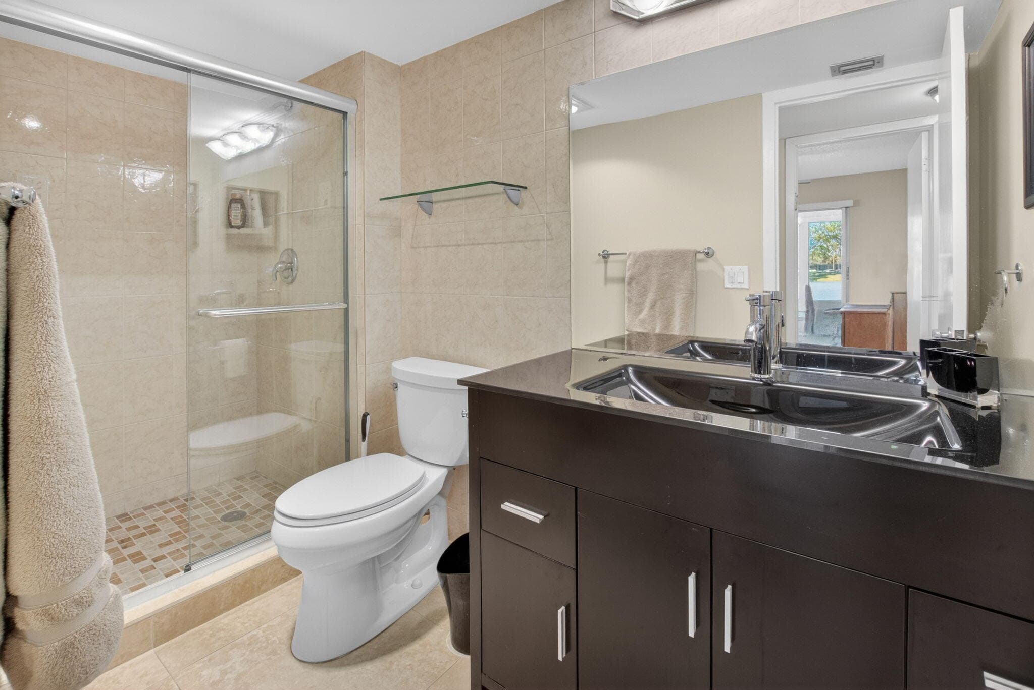 1027 Yarmouth Drive B, Boca Raton, FL 33434 — photo 25 of 102