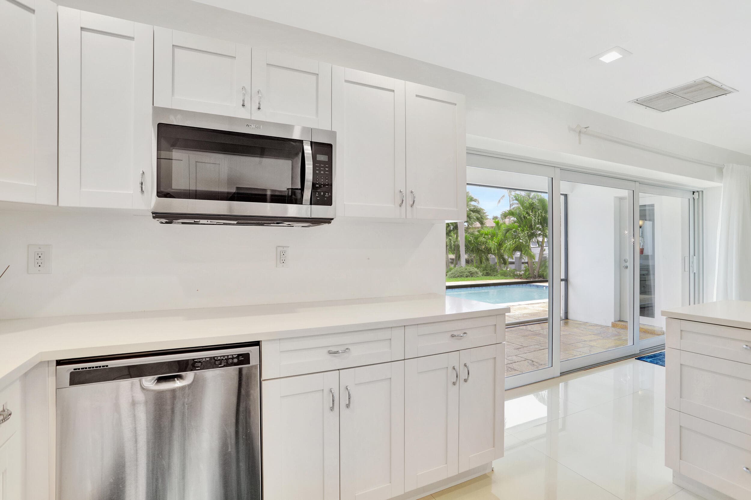 1410 SE 12th Street, Deerfield Beach, FL 33441 — photo 11 of 52