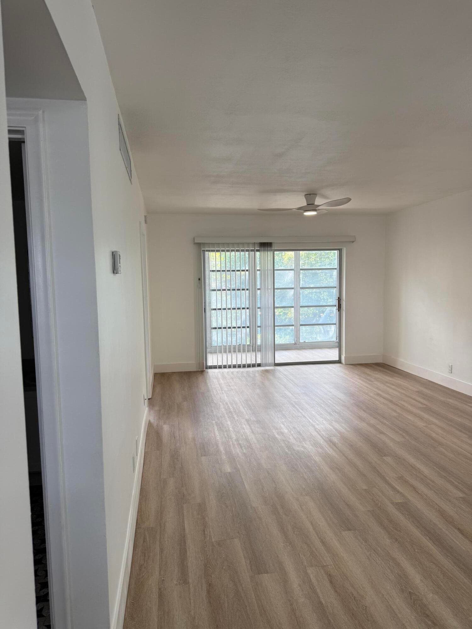 1400 NE 55th Street 206, Fort Lauderdale, FL 33334 — photo 10 of 24