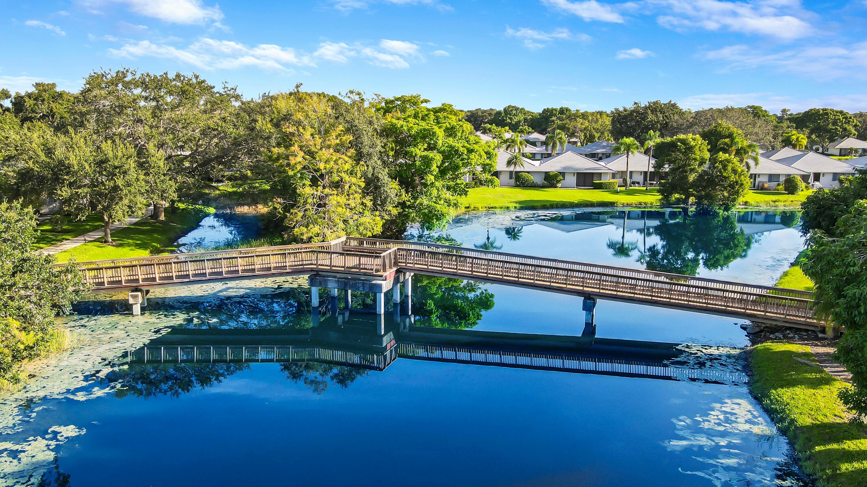 706 Club Drive, Palm Beach Gardens, FL 33418 — photo 19 of 21