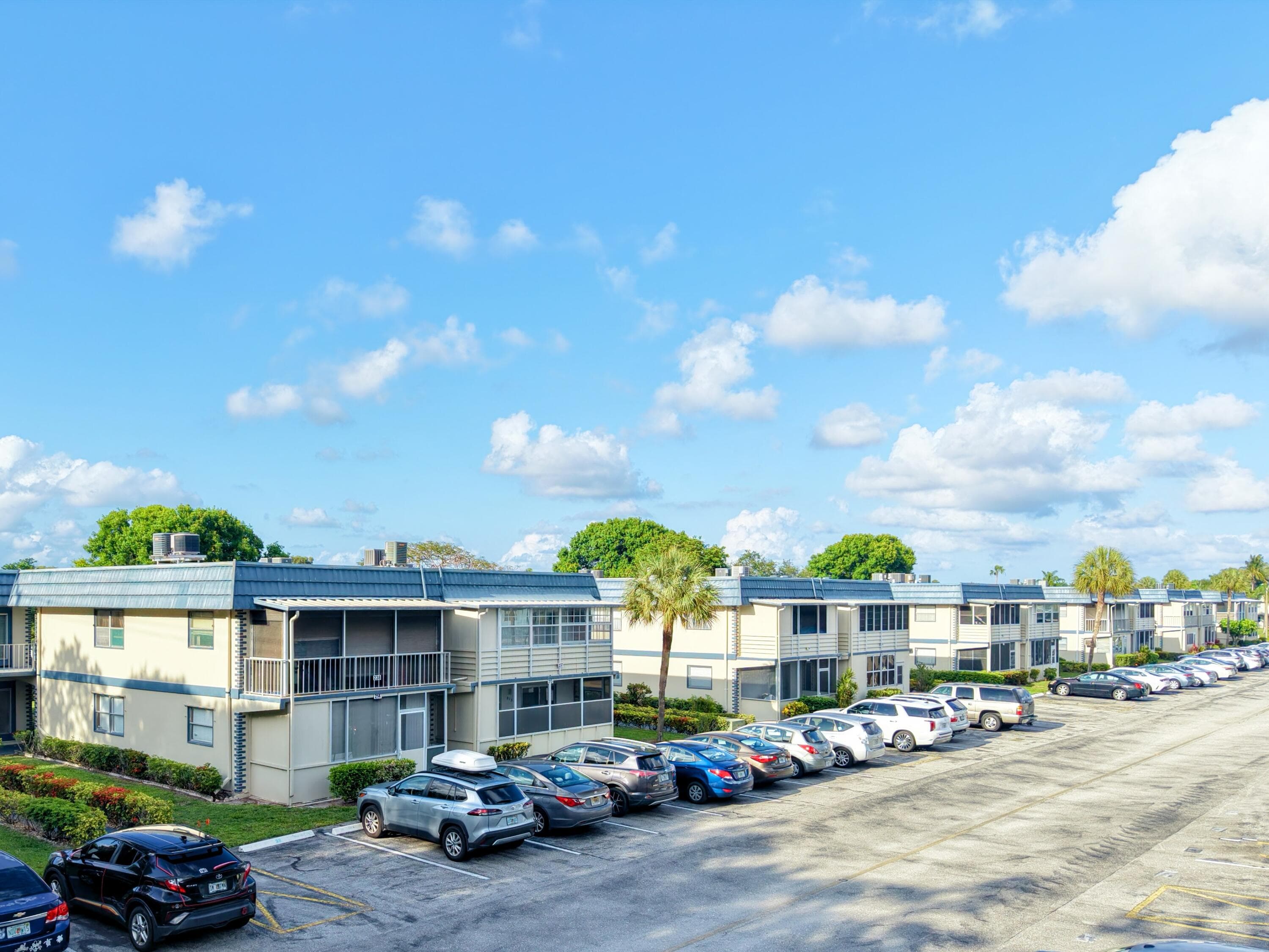 202 Brittany E, Delray Beach, FL 33446 — photo