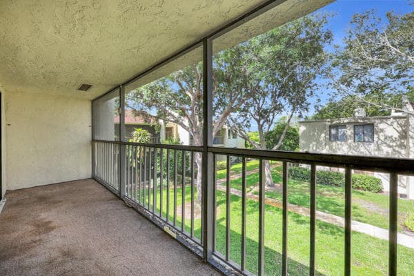 150 Pineview Road J6, Jupiter, FL 33469 — photo 26 of 27