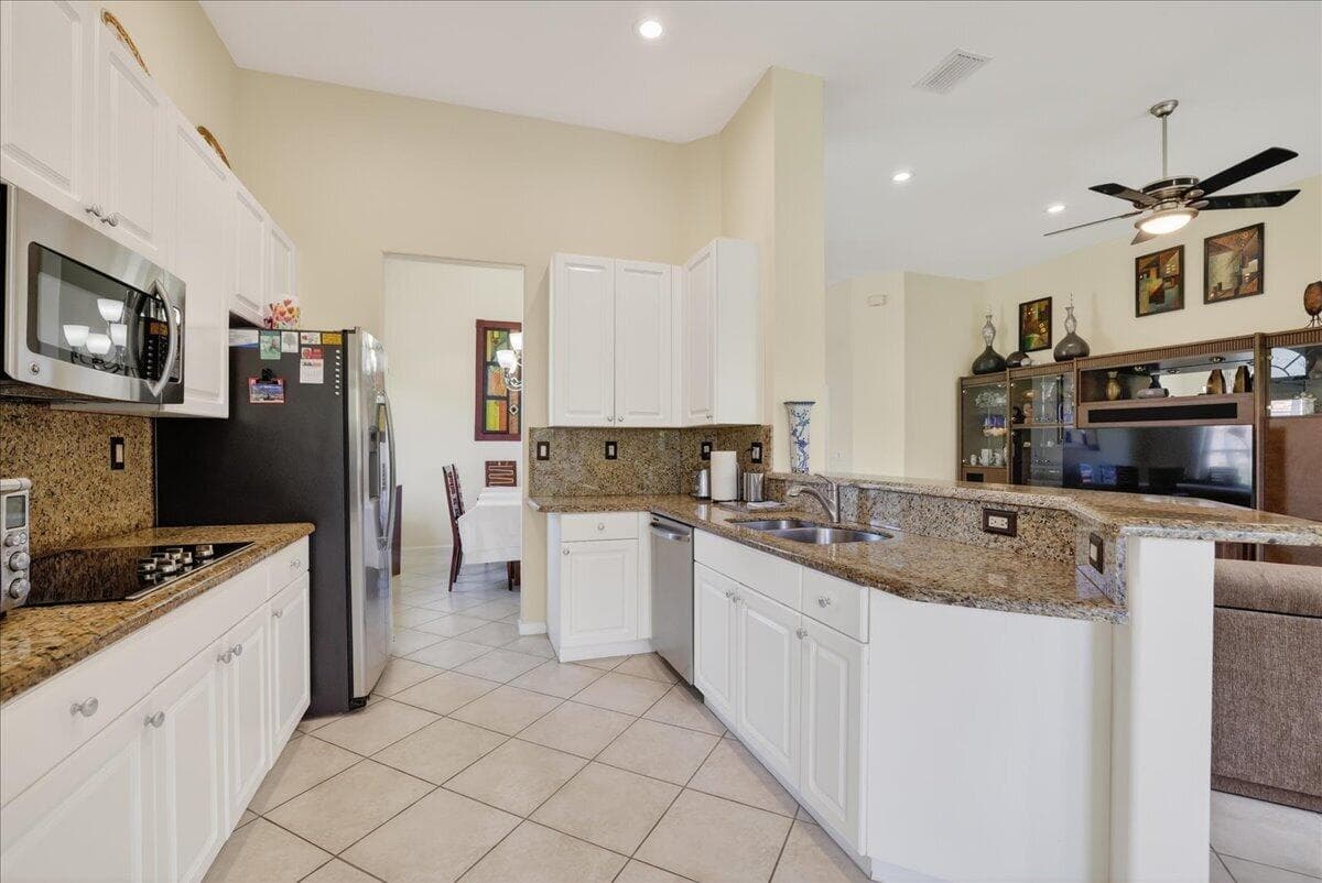 7196 Lorenzo Lane, Delray Beach, FL 33446 — photo 18 of 44
