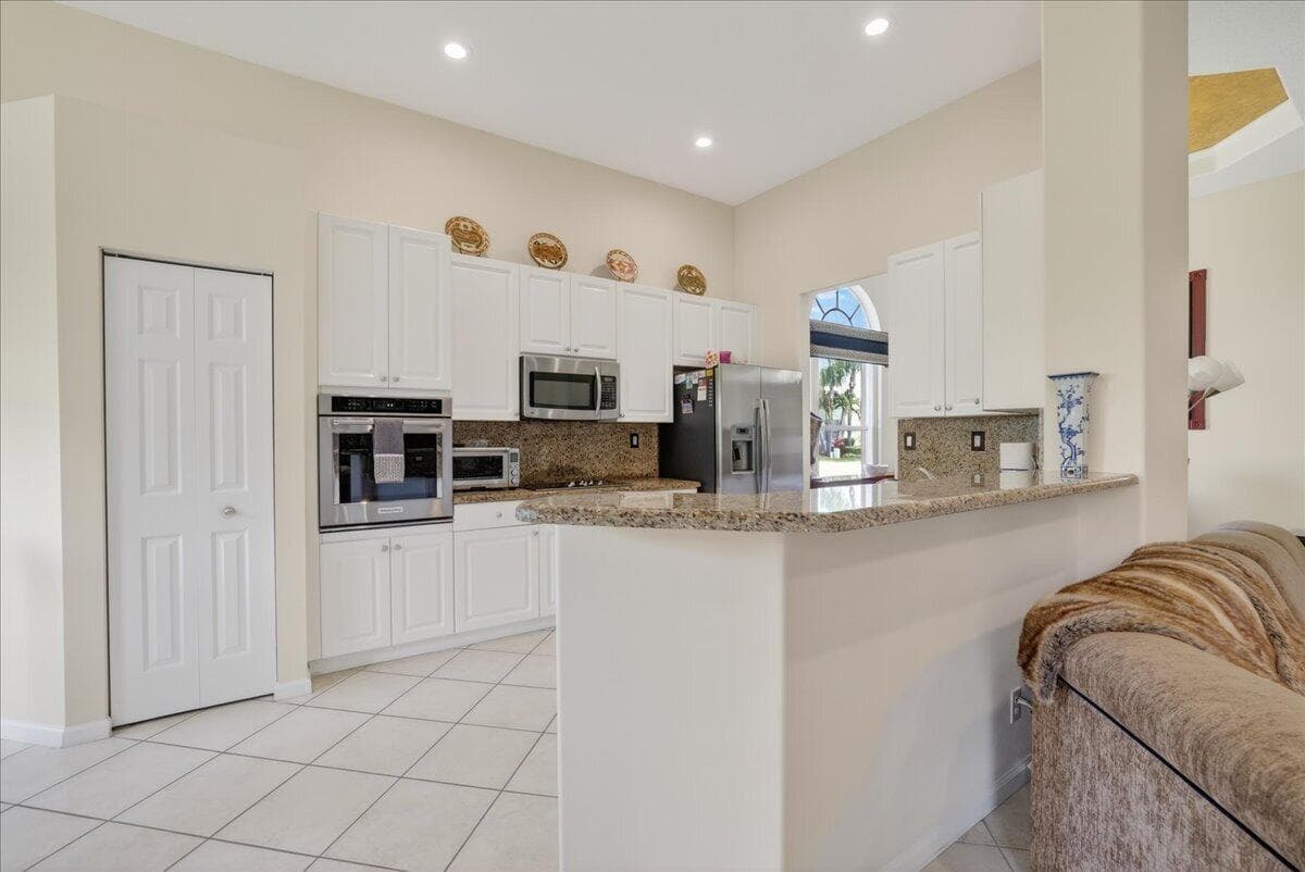 7196 Lorenzo Lane, Delray Beach, FL 33446 — photo 19 of 44