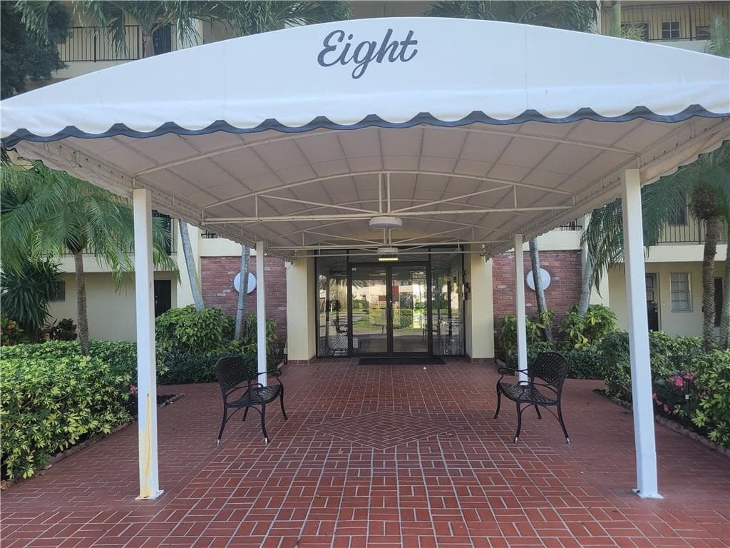 3050 N Palm Aire Drive 508, Pompano Beach, FL 33069 — photo 22 of 26