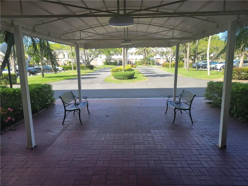 3050 N Palm Aire Drive 508, Pompano Beach, FL 33069 — photo 23 of 26