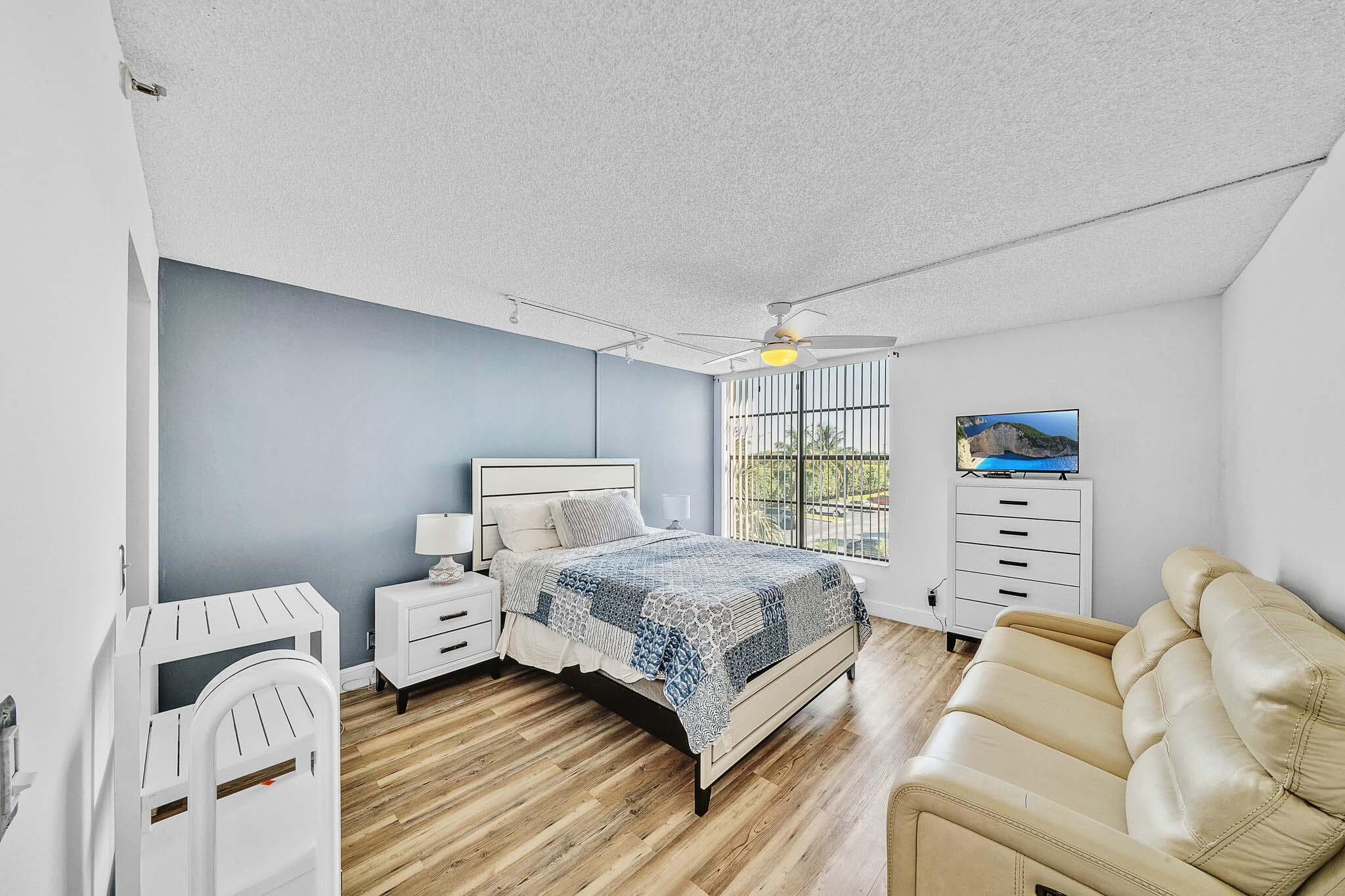 17 Royal Palm Way 3010, Boca Raton, FL 33432 — photo 27 of 57