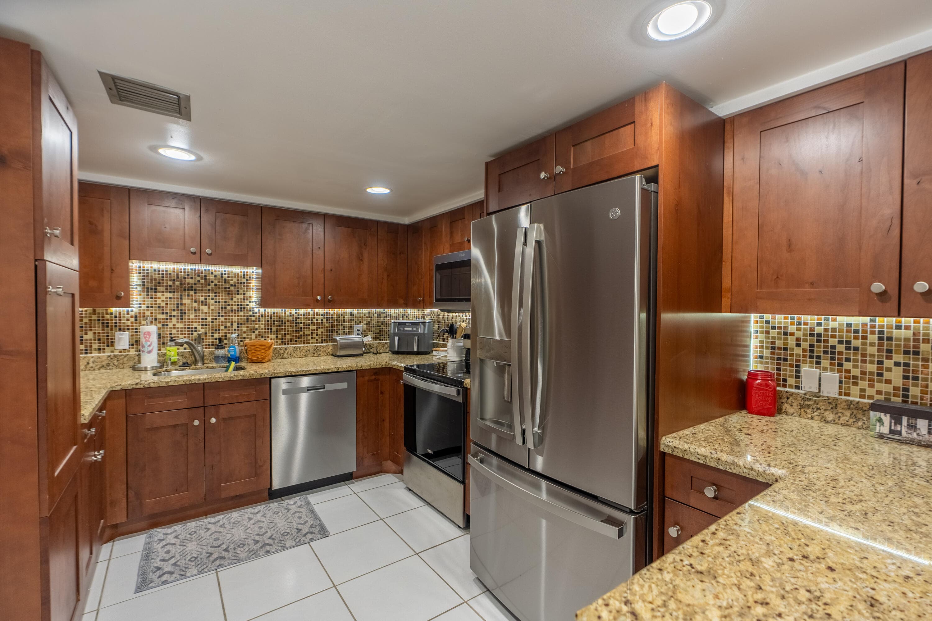 16401 Golf Club Road 113, Weston, FL 33326 — photo 2 of 65