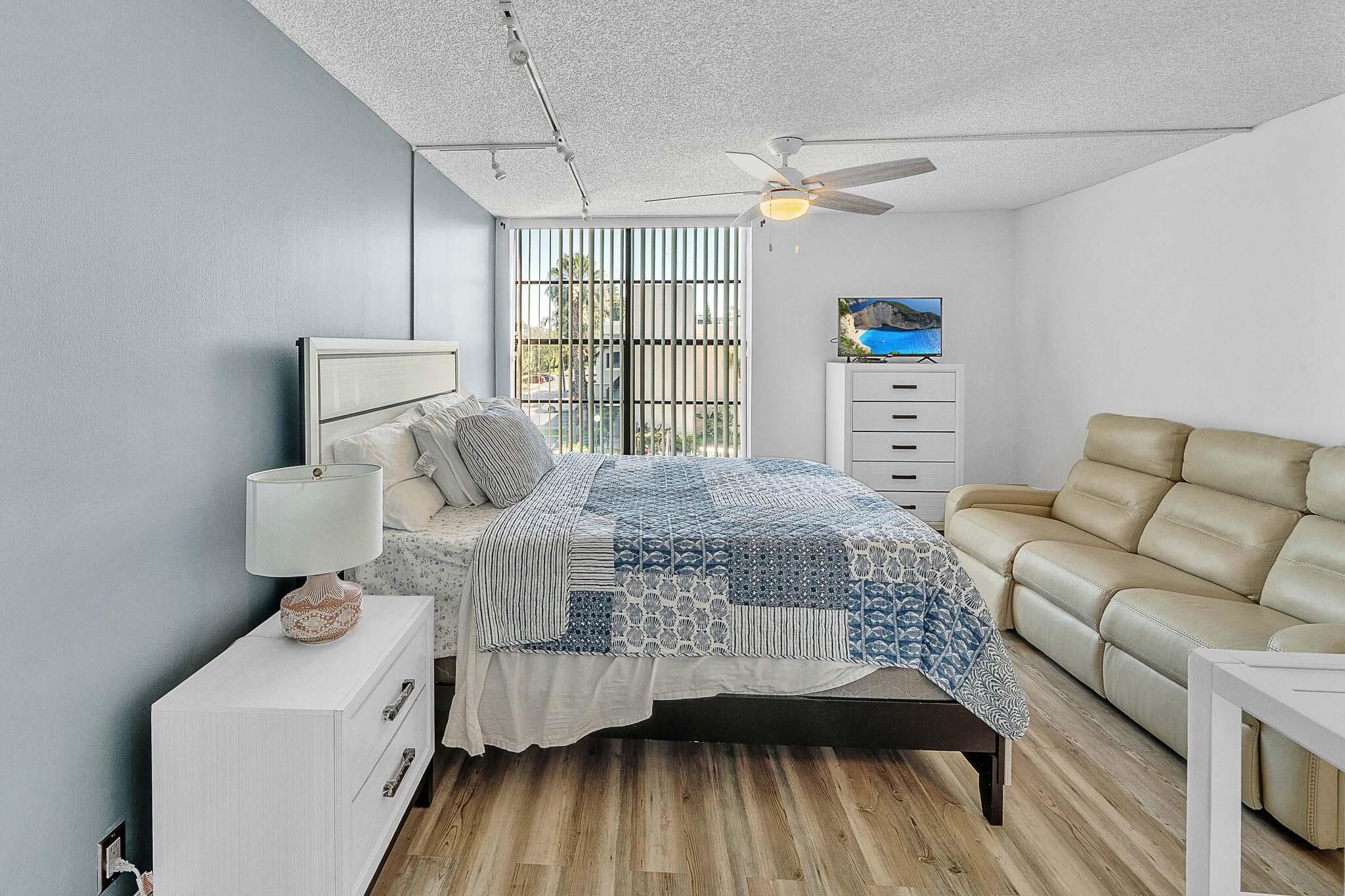 17 Royal Palm Way 3010, Boca Raton, FL 33432 — photo 29 of 57