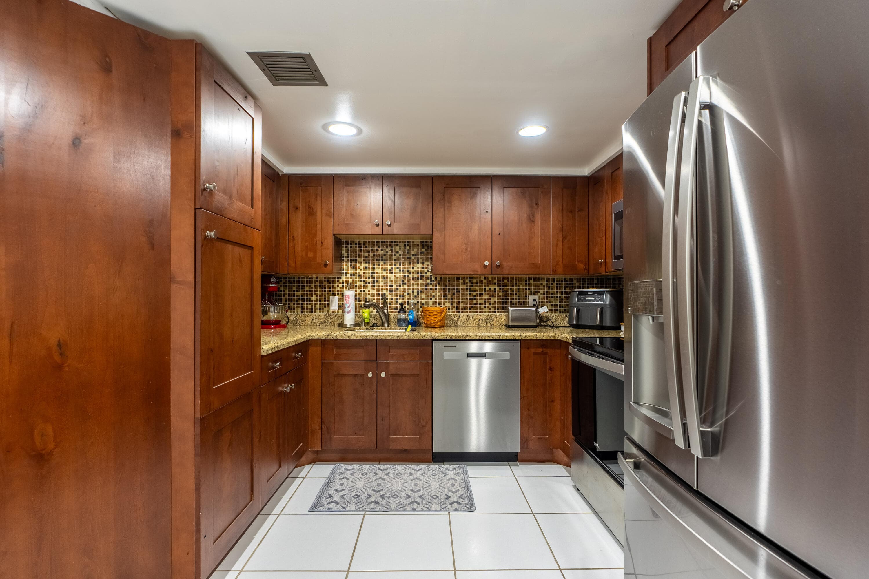 16401 Golf Club Road 113, Weston, FL 33326 — photo 14 of 65