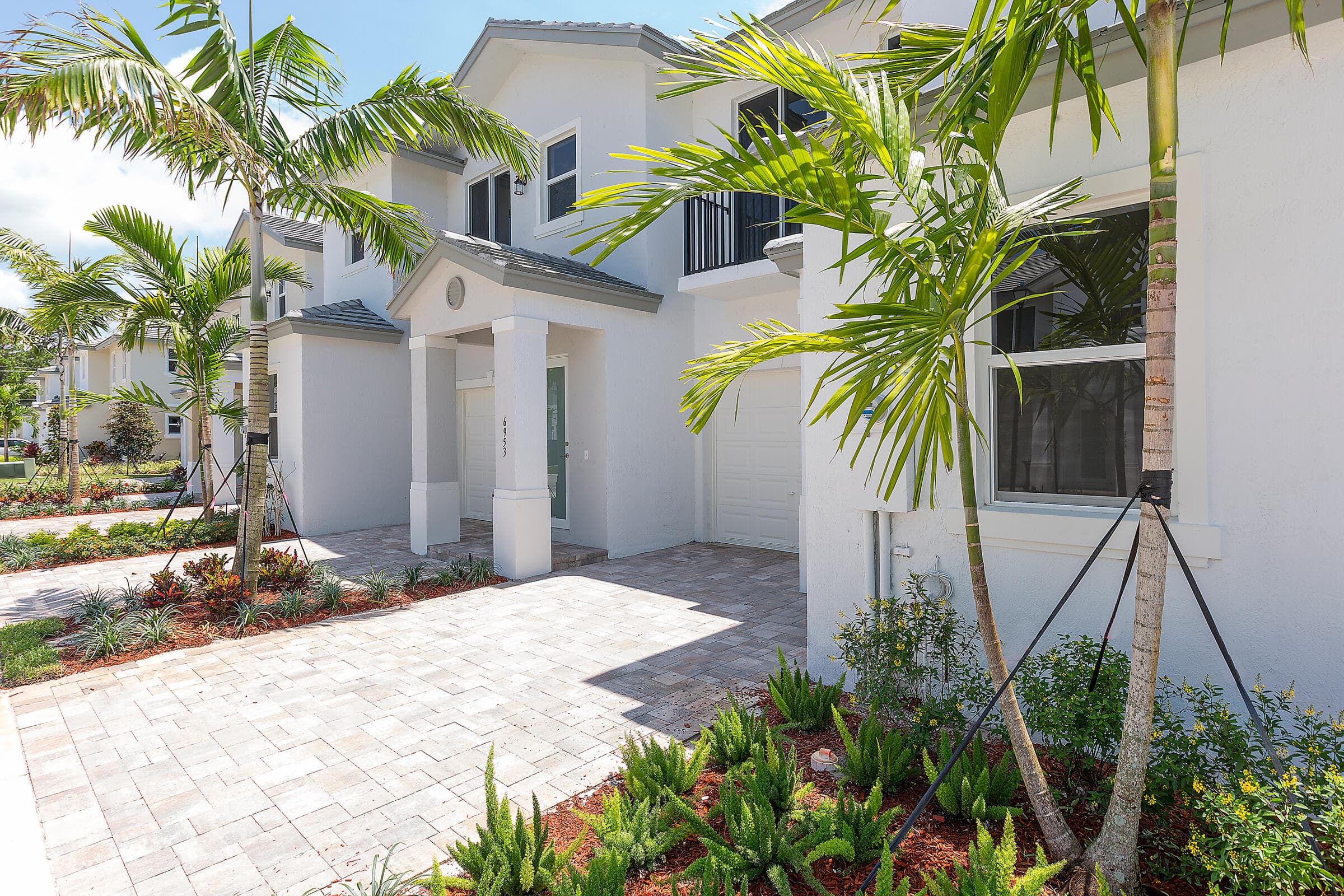 6979 Pines Circle 35, Coconut Creek, FL 33073 — photo 2 of 30