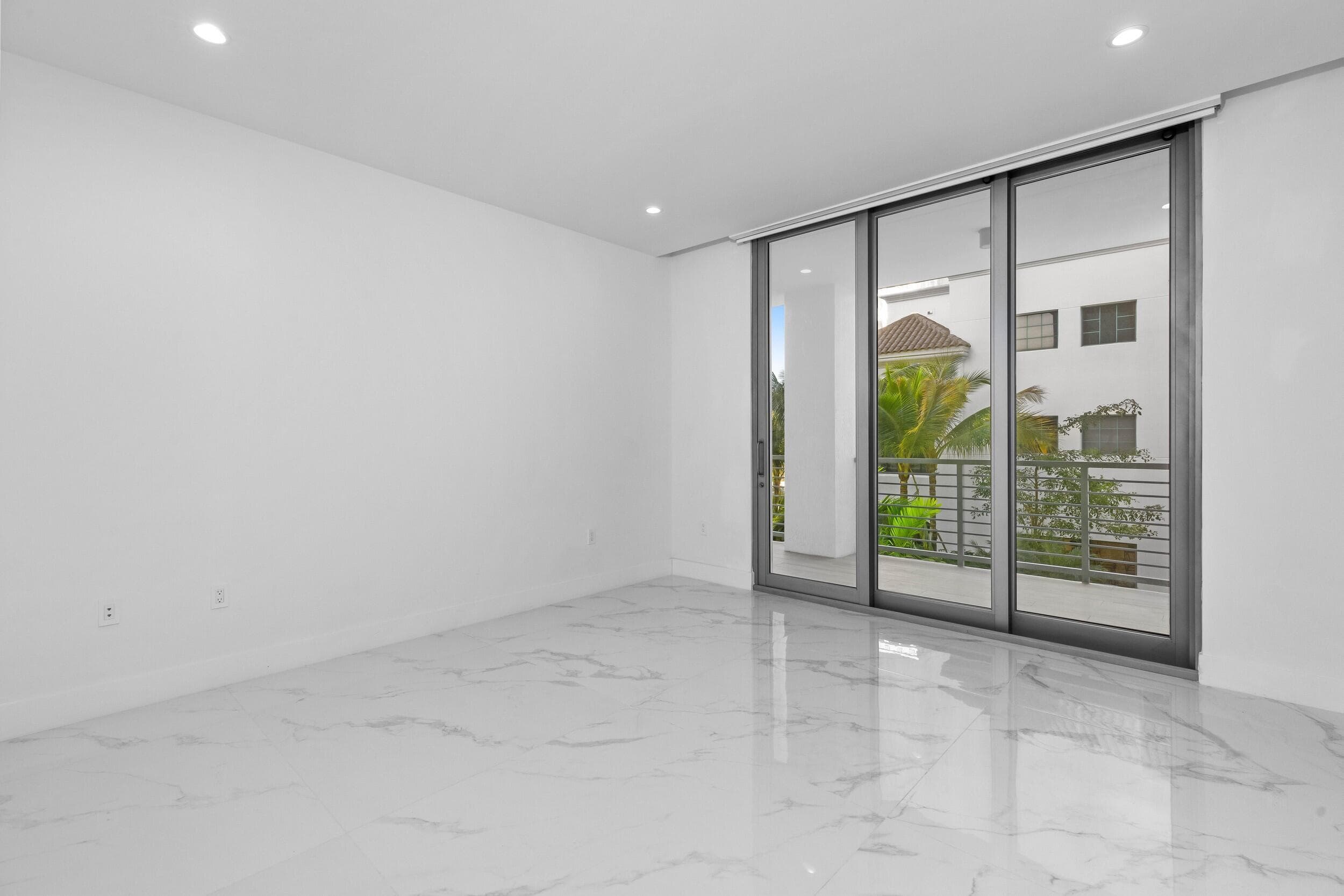 495 E Royal Palm Road 201, Boca Raton, FL 33432 — photo 31 of 43