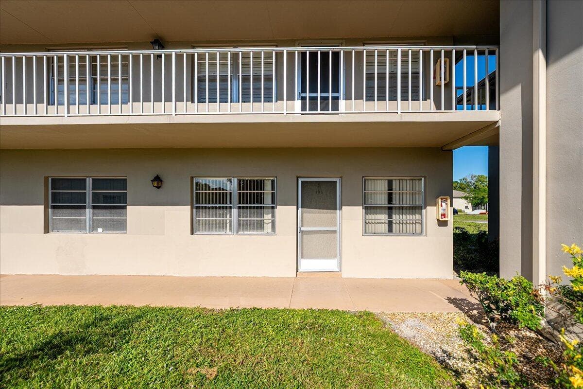 28 Lake Vista Trail 105, Port St. Lucie, FL 34952 — photo 3 of 26